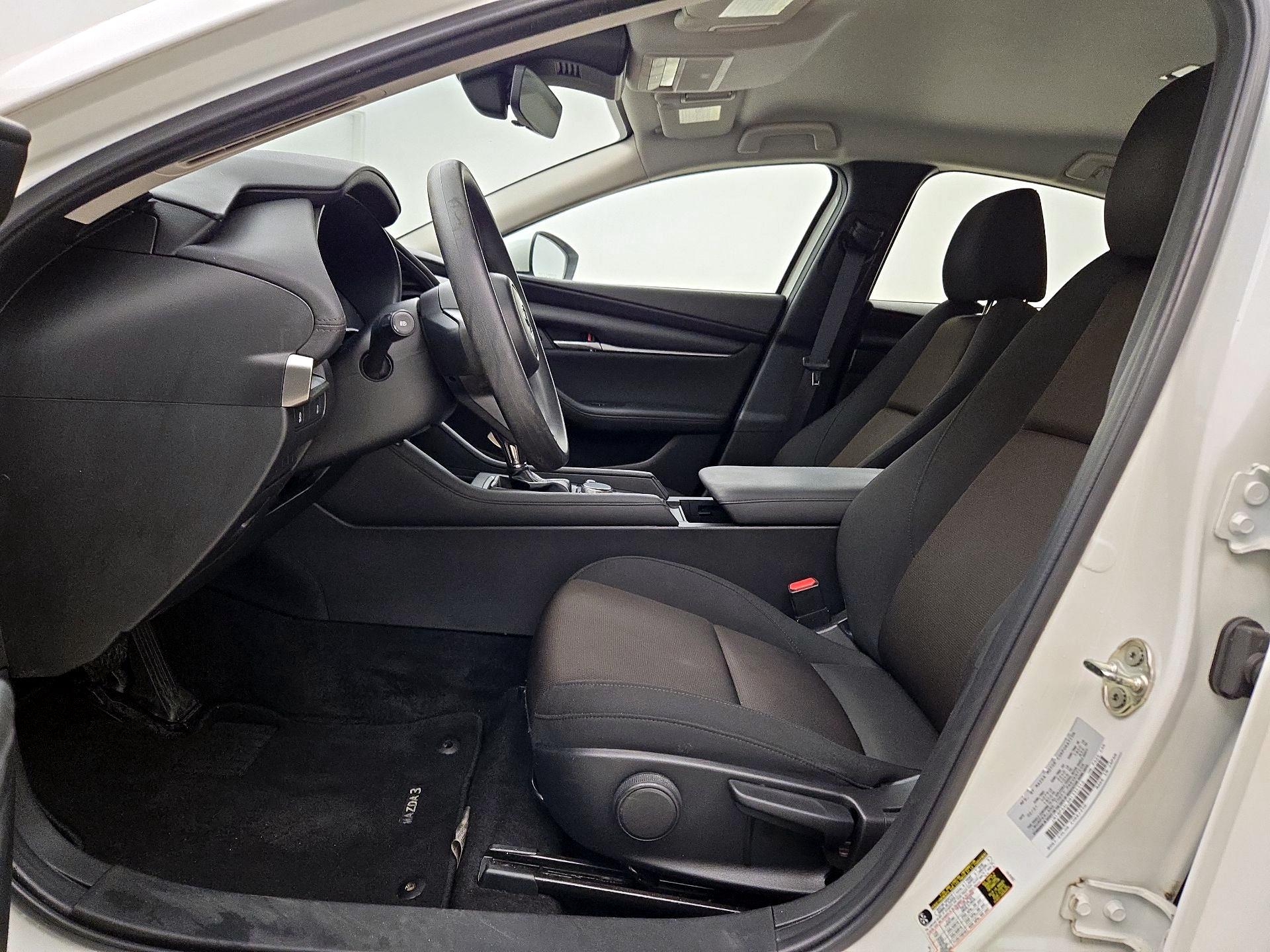 Thumbnail: 2021 Mazda Mazda3 - 11
