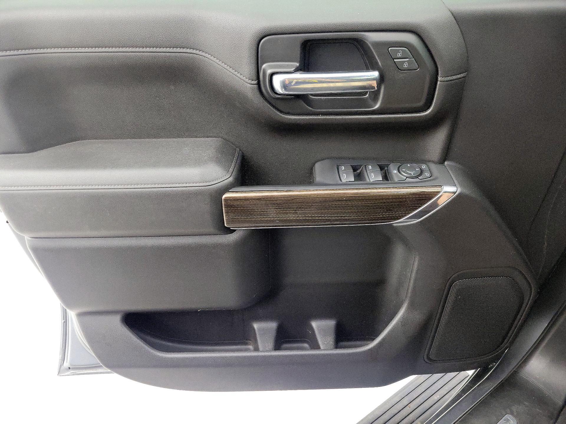 Thumbnail: 2021 Chevrolet Silverado 1500 - 12