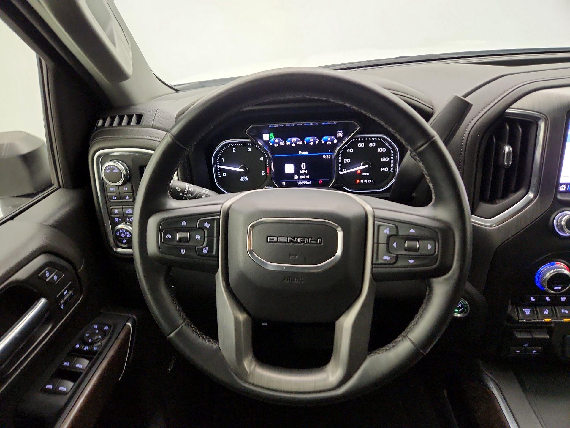 Thumbnail: 2023 GMC Sierra 3500 - 10