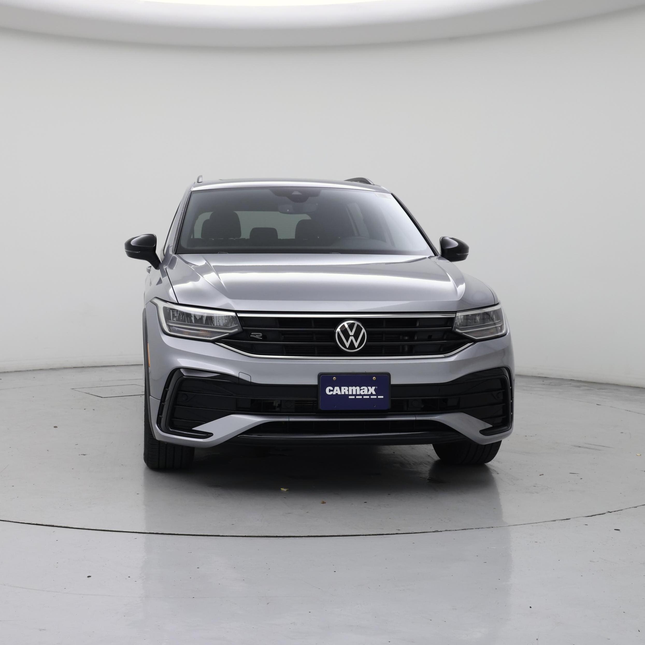 Thumbnail: 2023 Volkswagen Tiguan - 5
