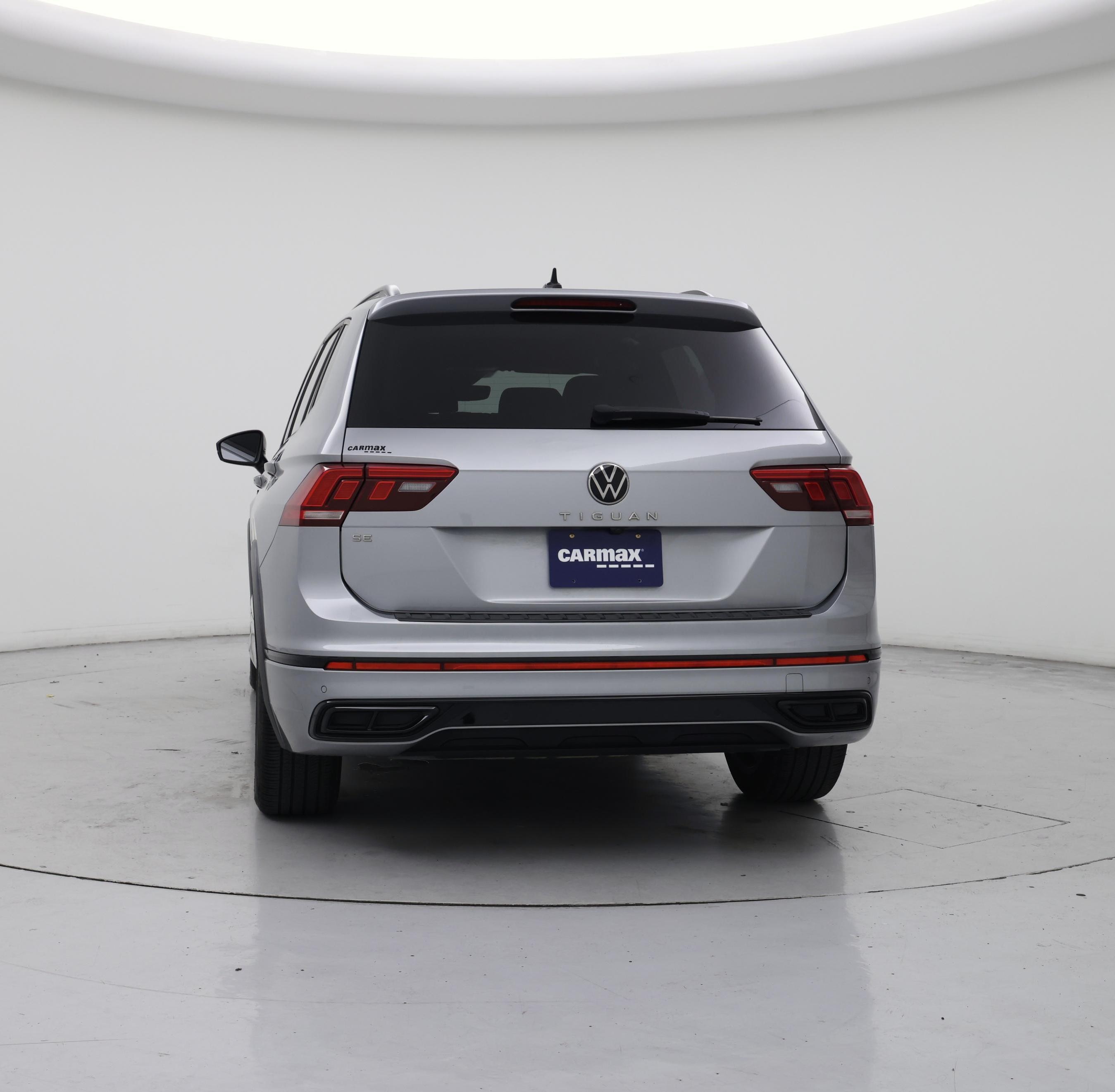 Thumbnail: 2023 Volkswagen Tiguan - 6