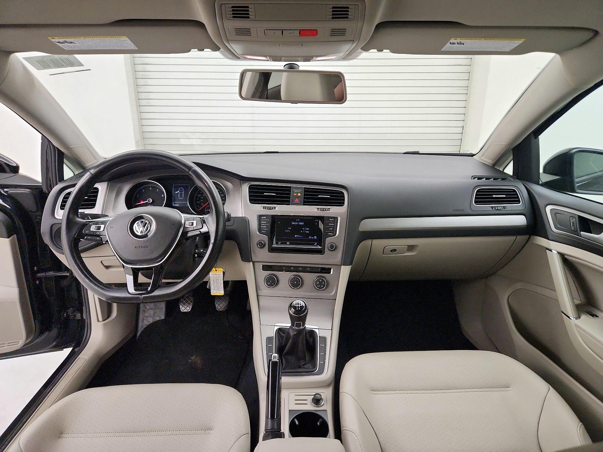 Thumbnail: 2015 Volkswagen Golf - 9