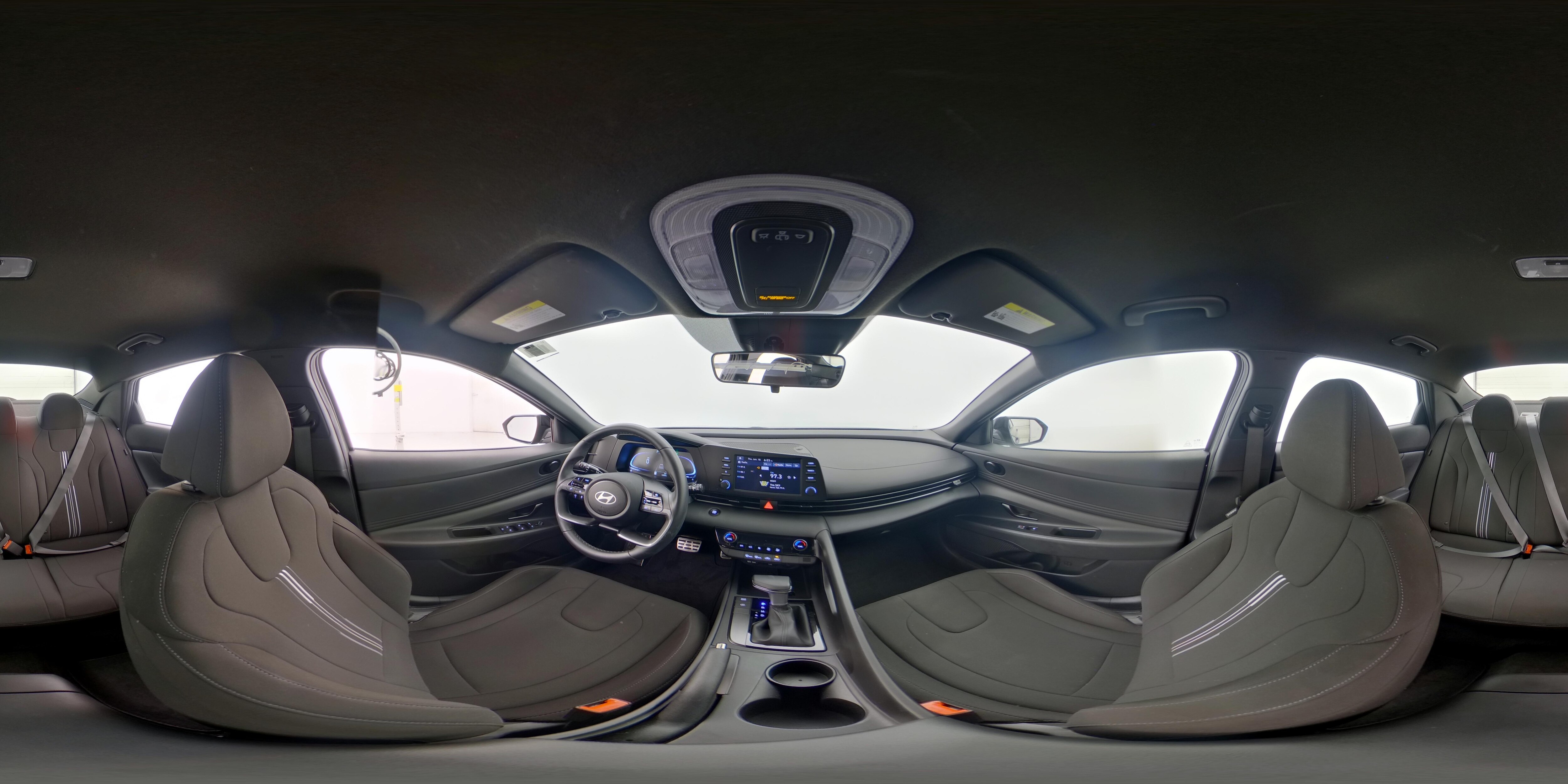 2025 Hyundai Elantra 24