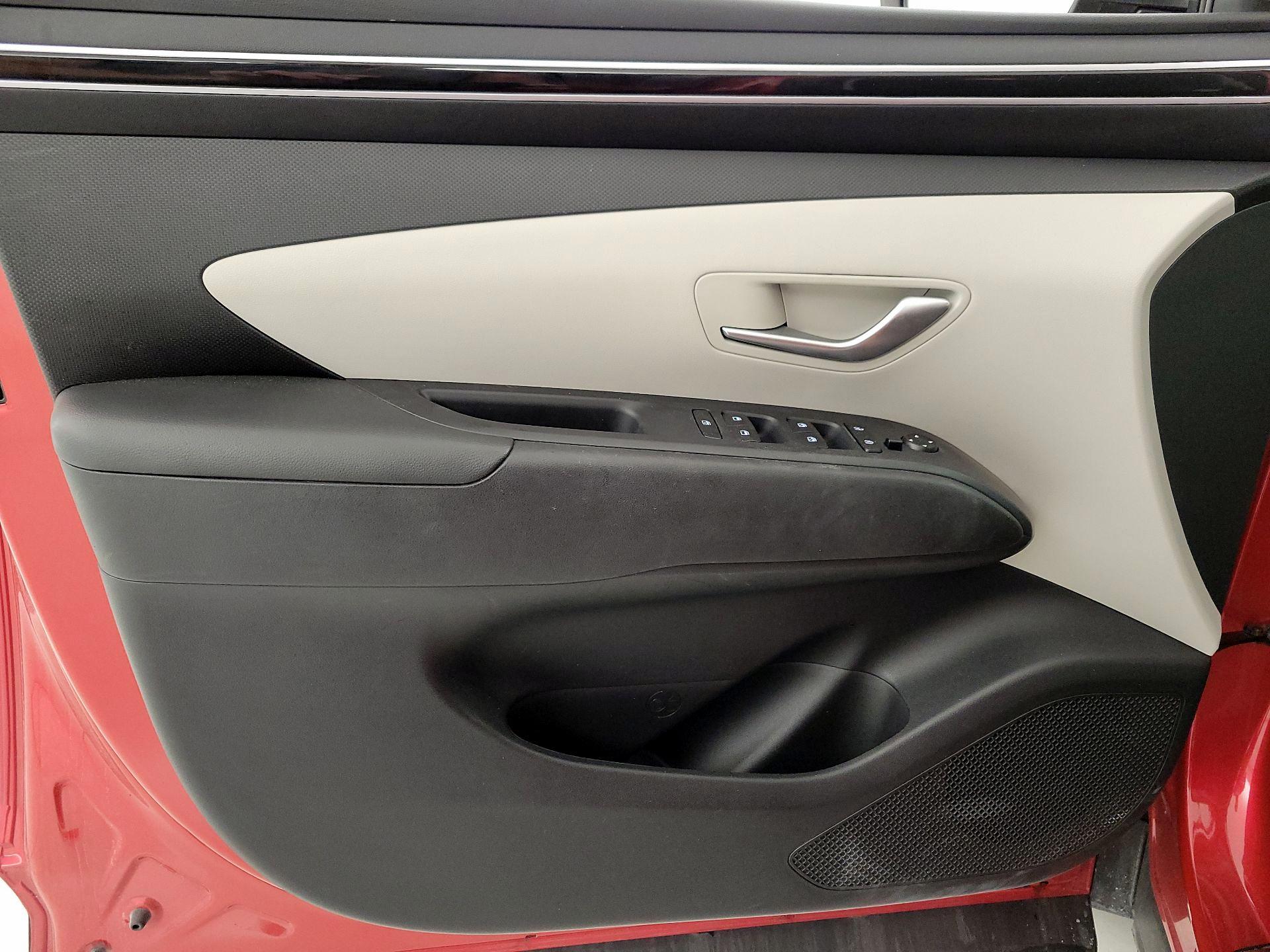 Thumbnail: 2023 Hyundai Tucson - 12