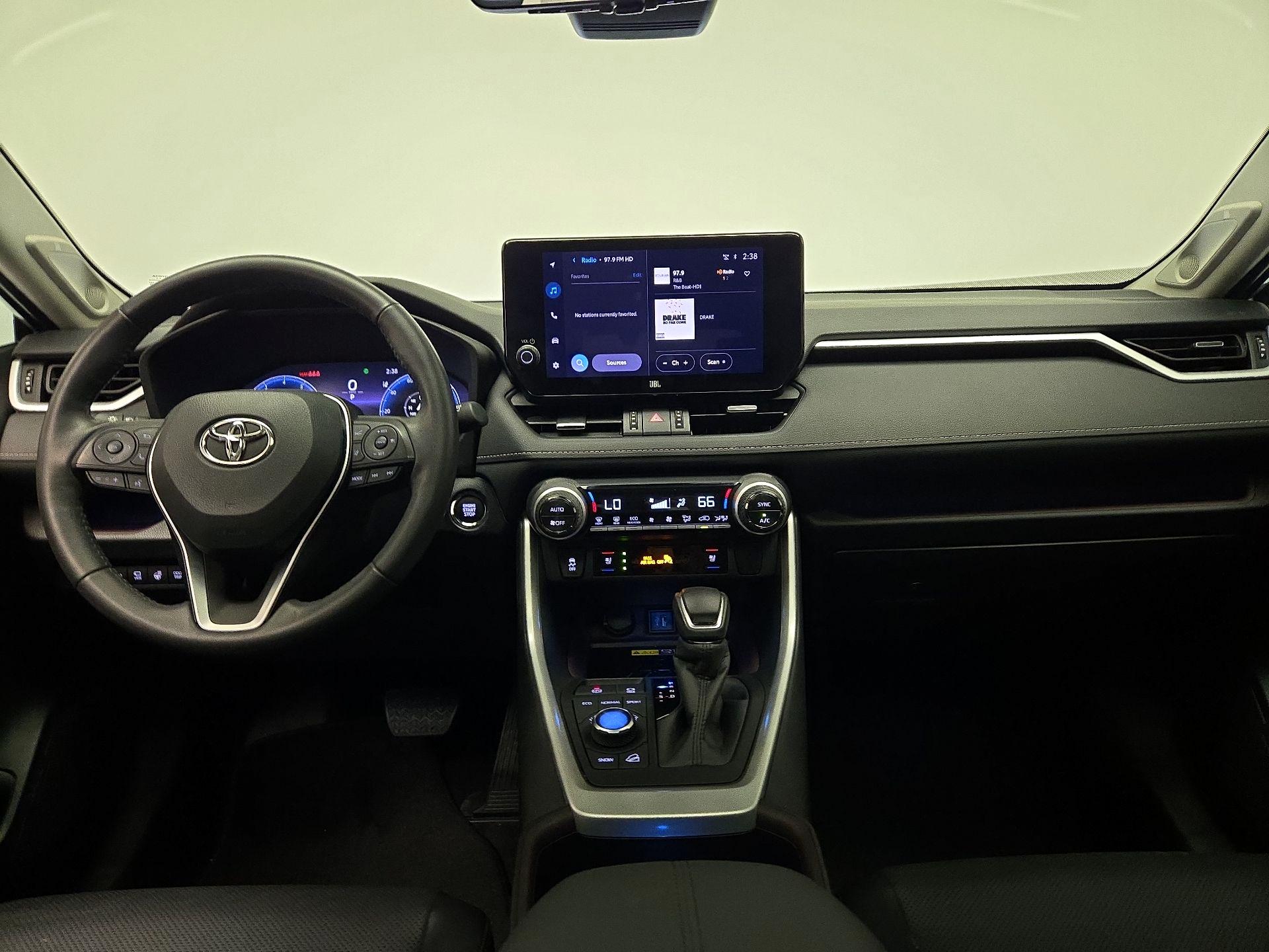 Thumbnail: 2024 Toyota RAV4 - 9