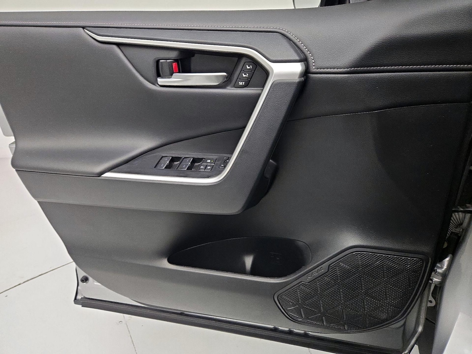 2024 Toyota RAV4 Limited - Photo 13