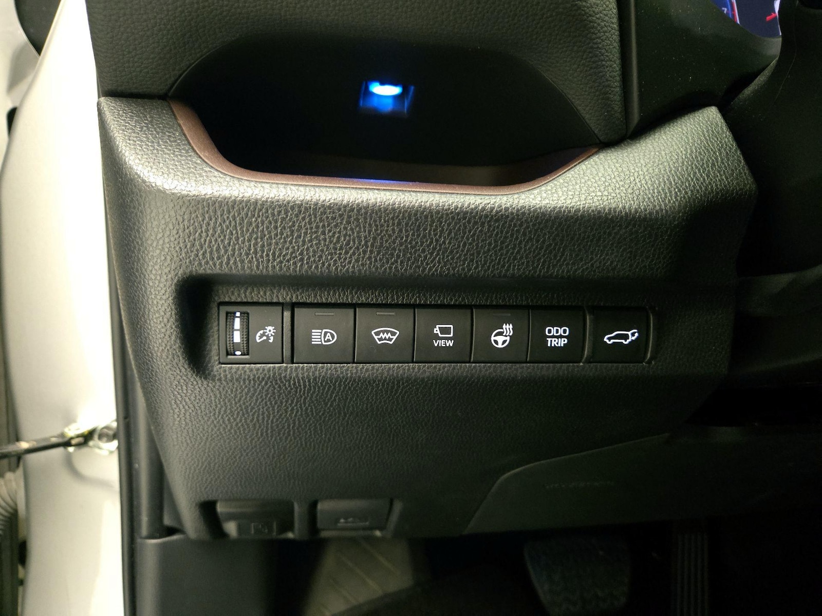 2024 Toyota RAV4 Limited - Photo 14