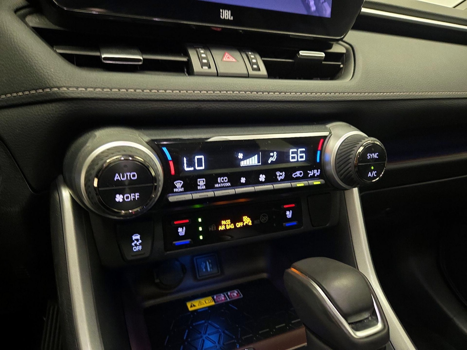 2024 Toyota RAV4 Limited - Photo 17
