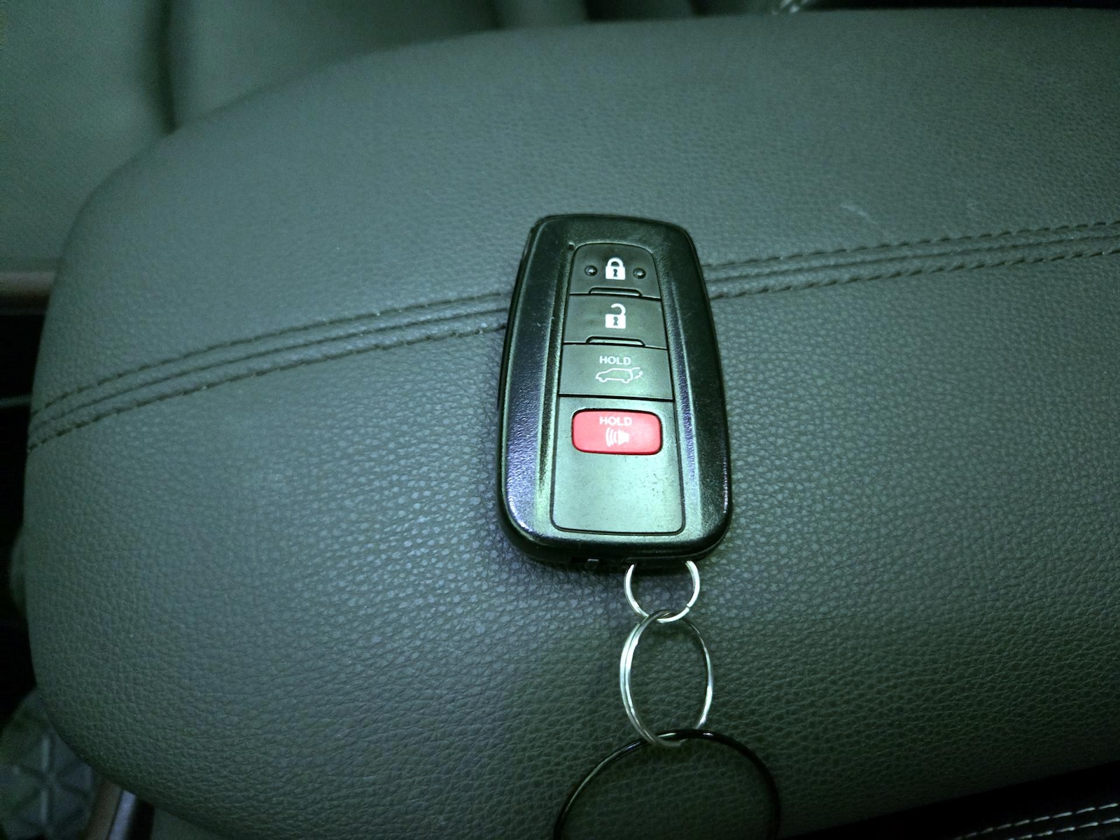 2024 Toyota RAV4 Limited - Photo 24