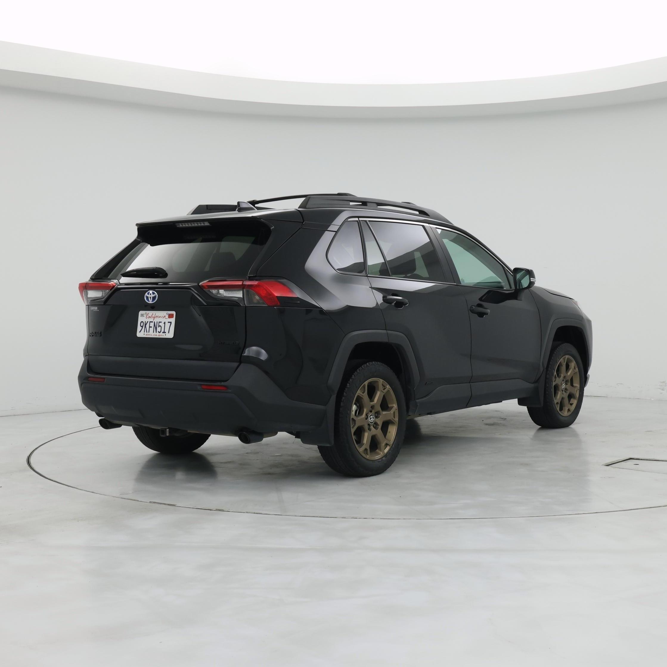 Thumbnail: 2024 Toyota RAV4 - 8