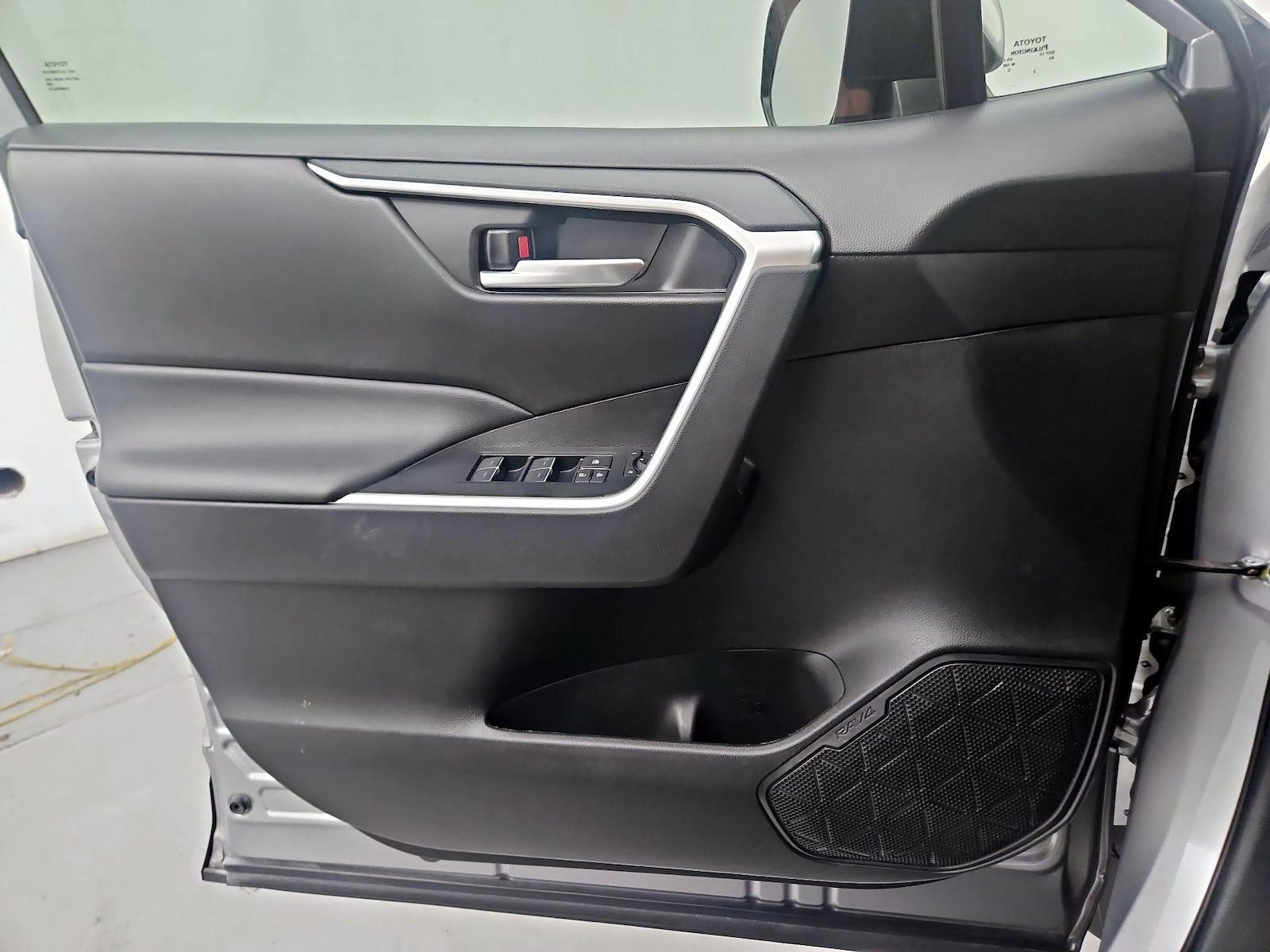 2024 Toyota RAV4 XLE Premium - Photo 13