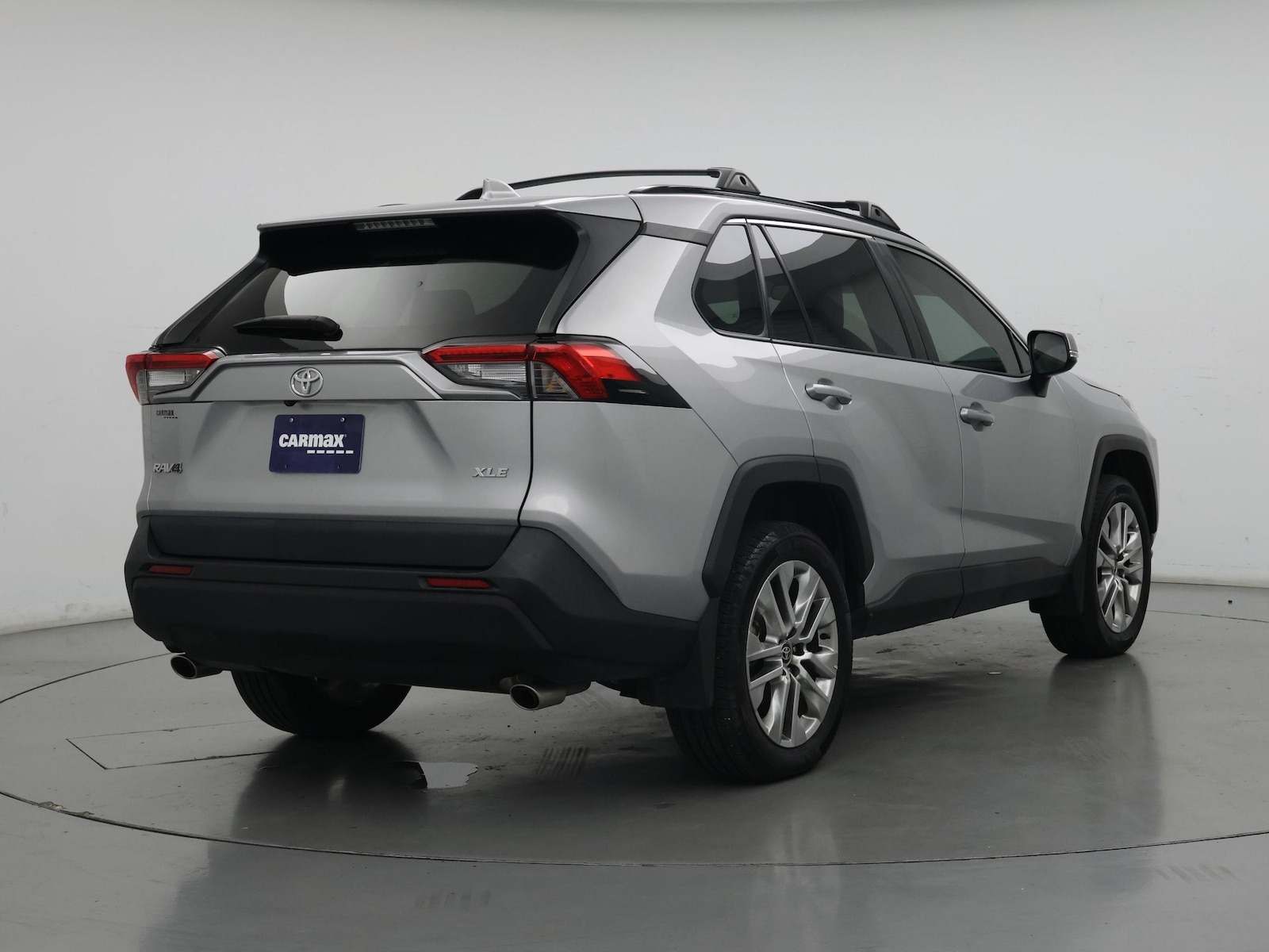 2024 Toyota RAV4 XLE Premium - Photo 9