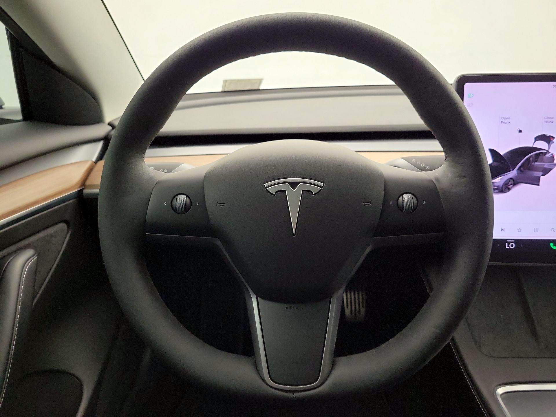Thumbnail: 2022 Tesla Model 3 - 10