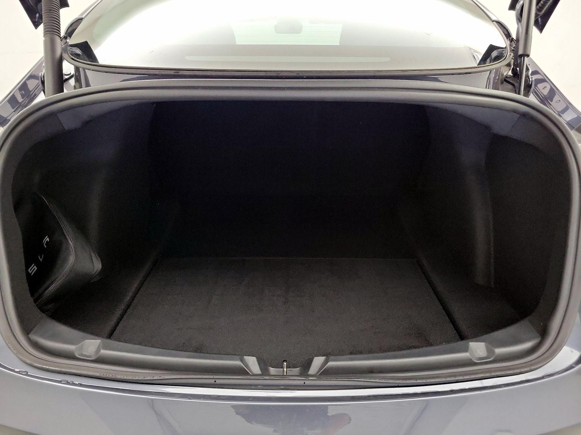 Thumbnail: 2022 Tesla Model 3 - 19