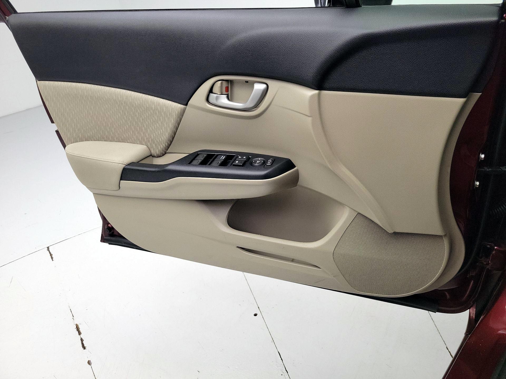 Thumbnail: 2014 Honda Civic - 12