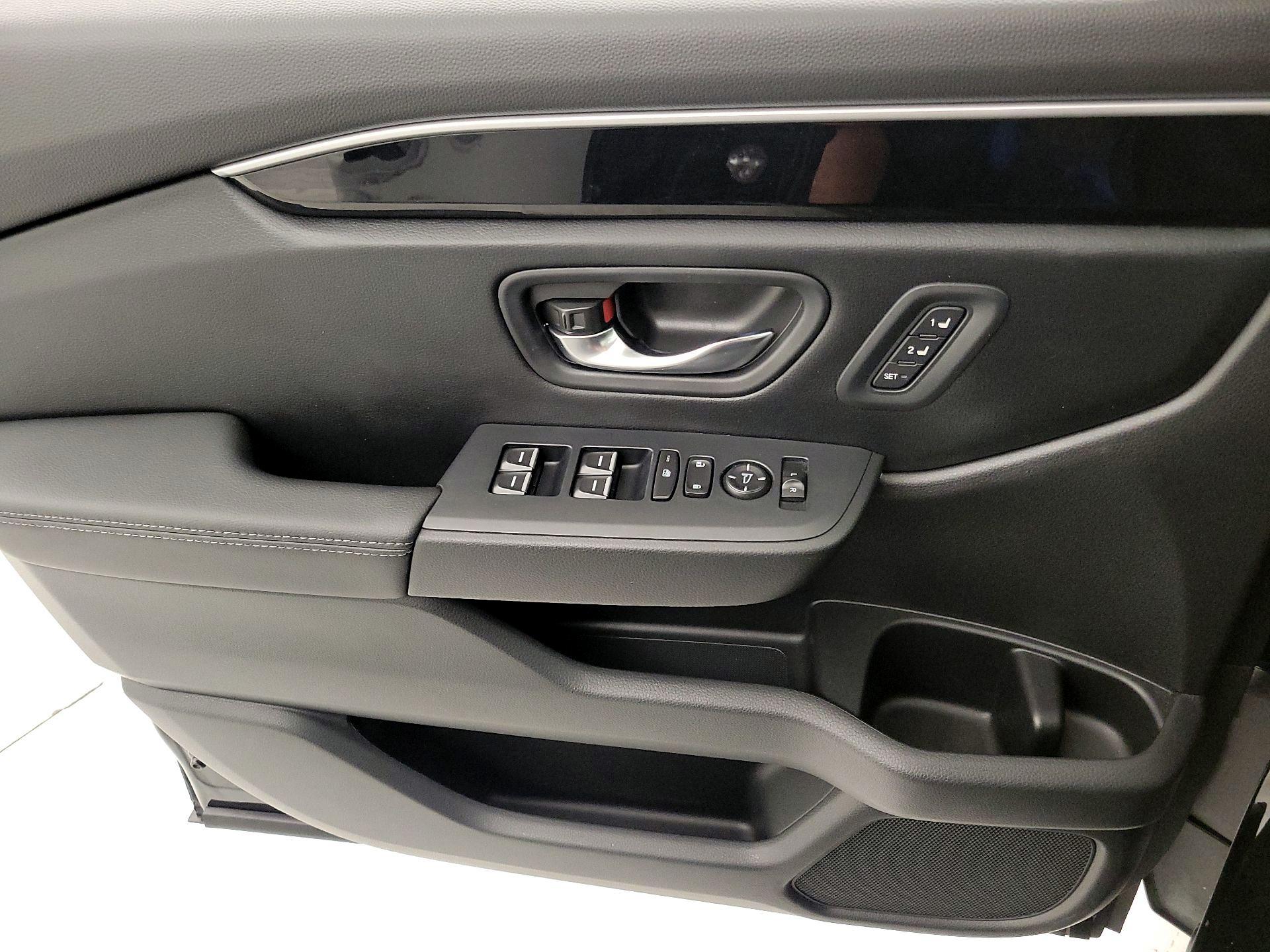 Thumbnail: 2024 Honda Pilot - 12