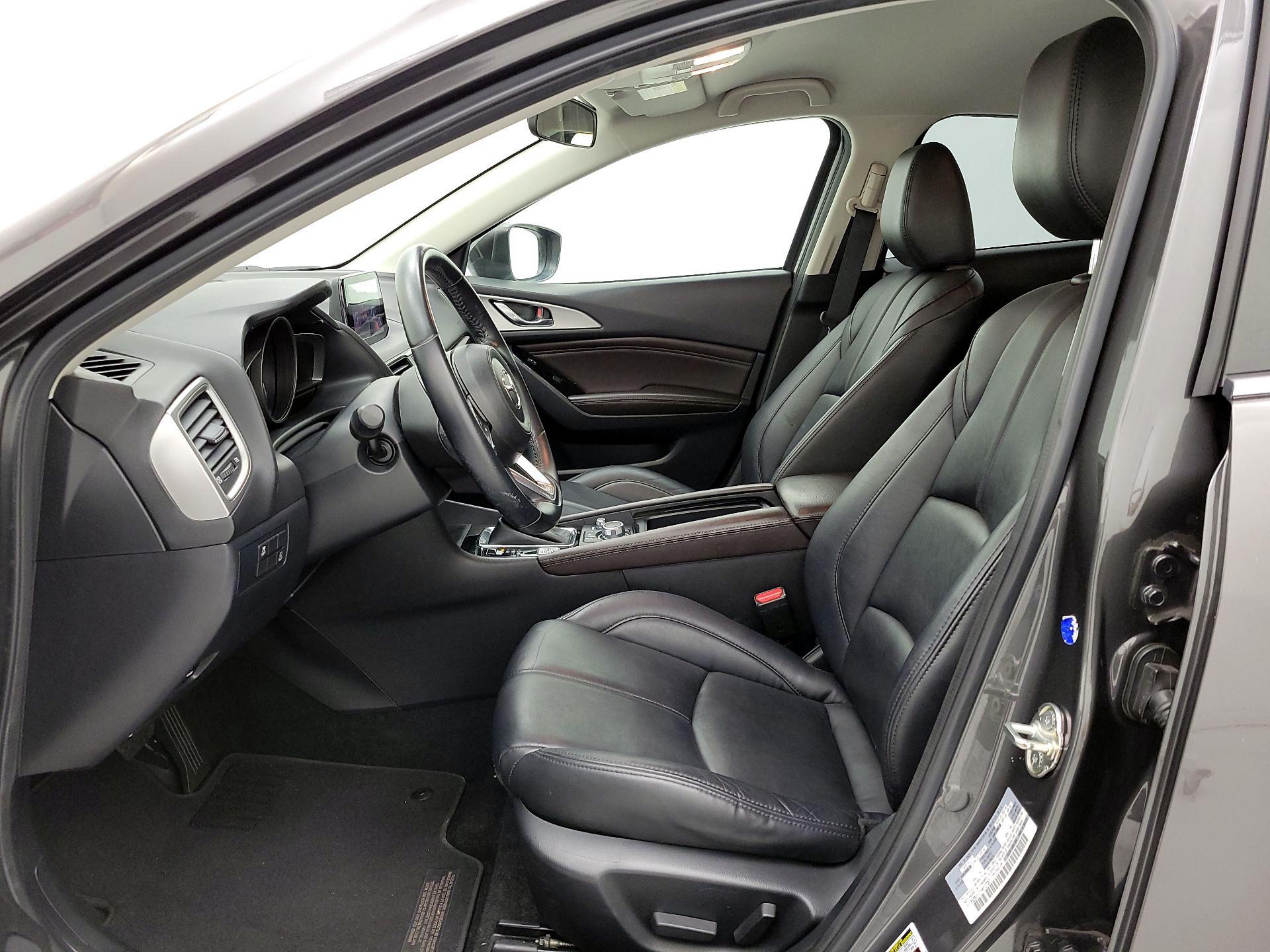 Thumbnail: 2017 Mazda Mazda3 - 11