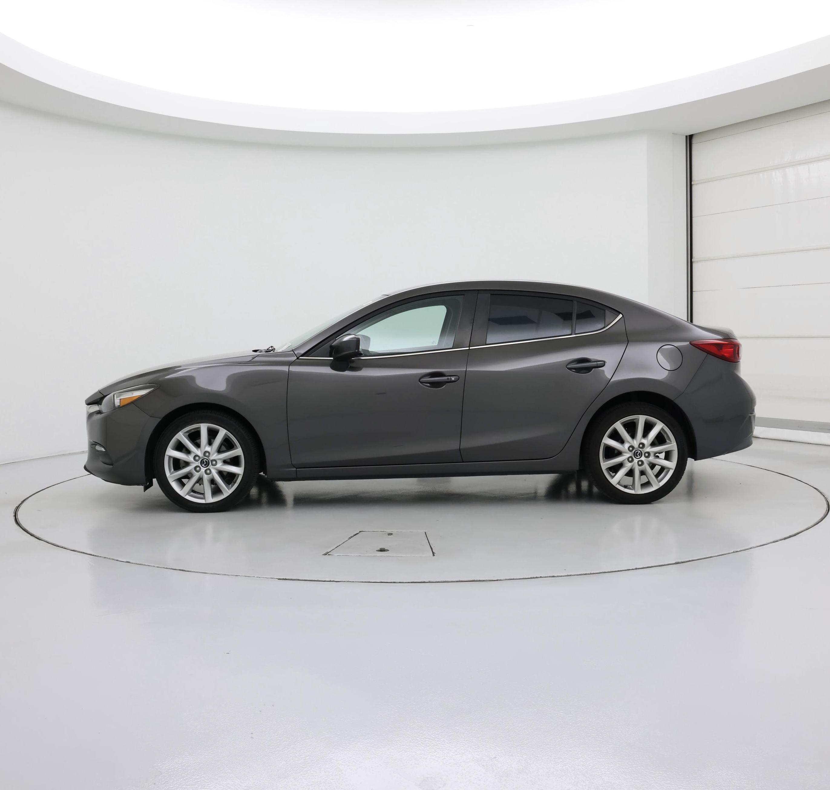 Thumbnail: 2017 Mazda Mazda3 - 3