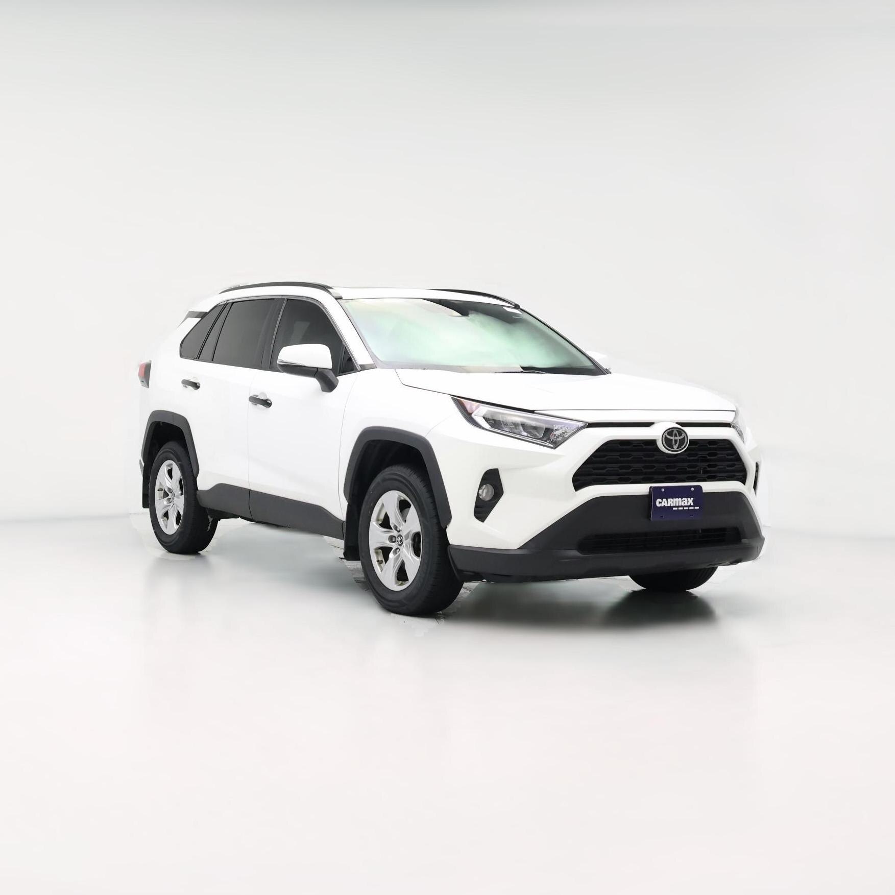 Thumbnail: 2019 Toyota RAV4 - 1