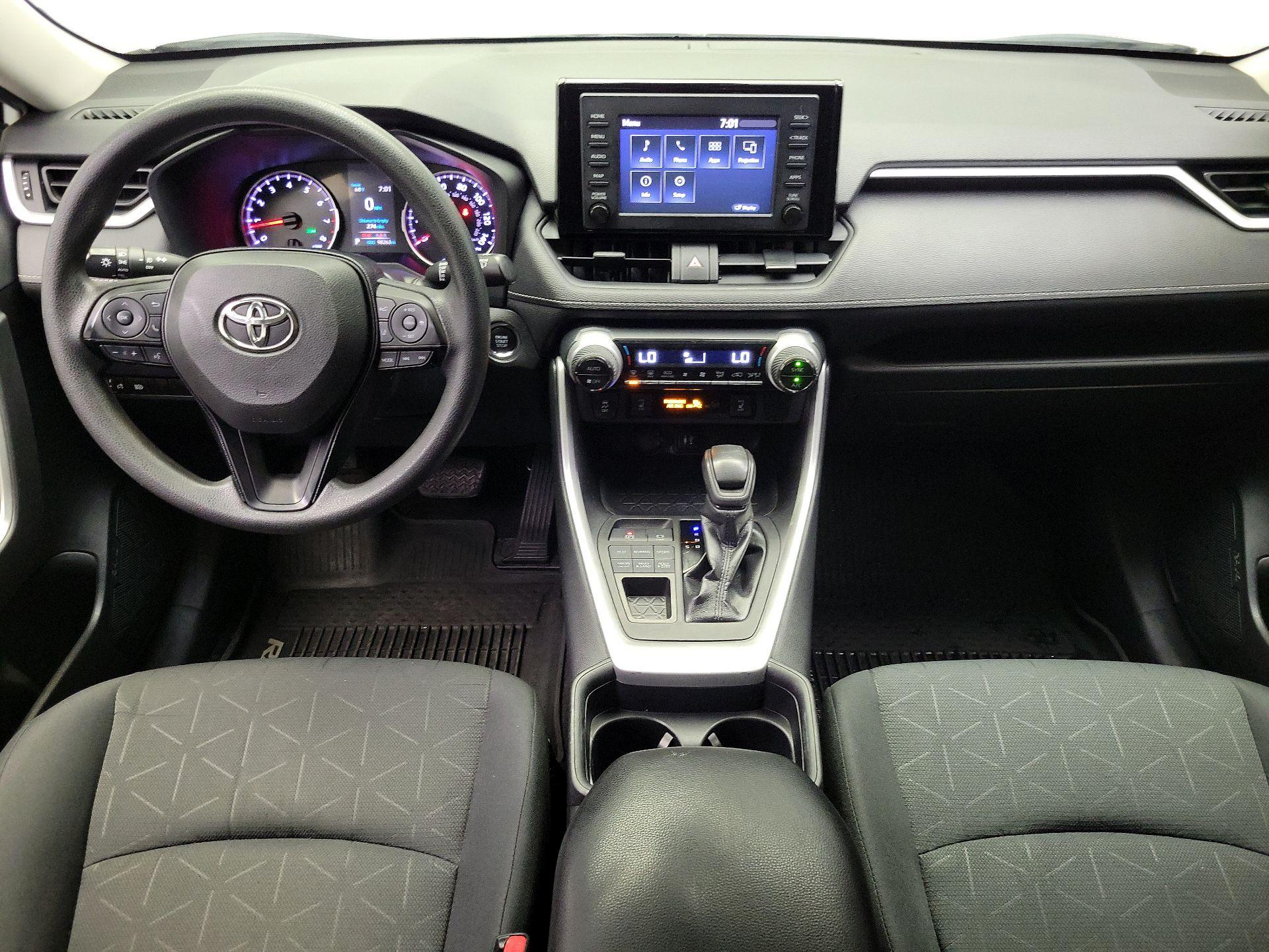 Thumbnail: 2019 Toyota RAV4 - 9