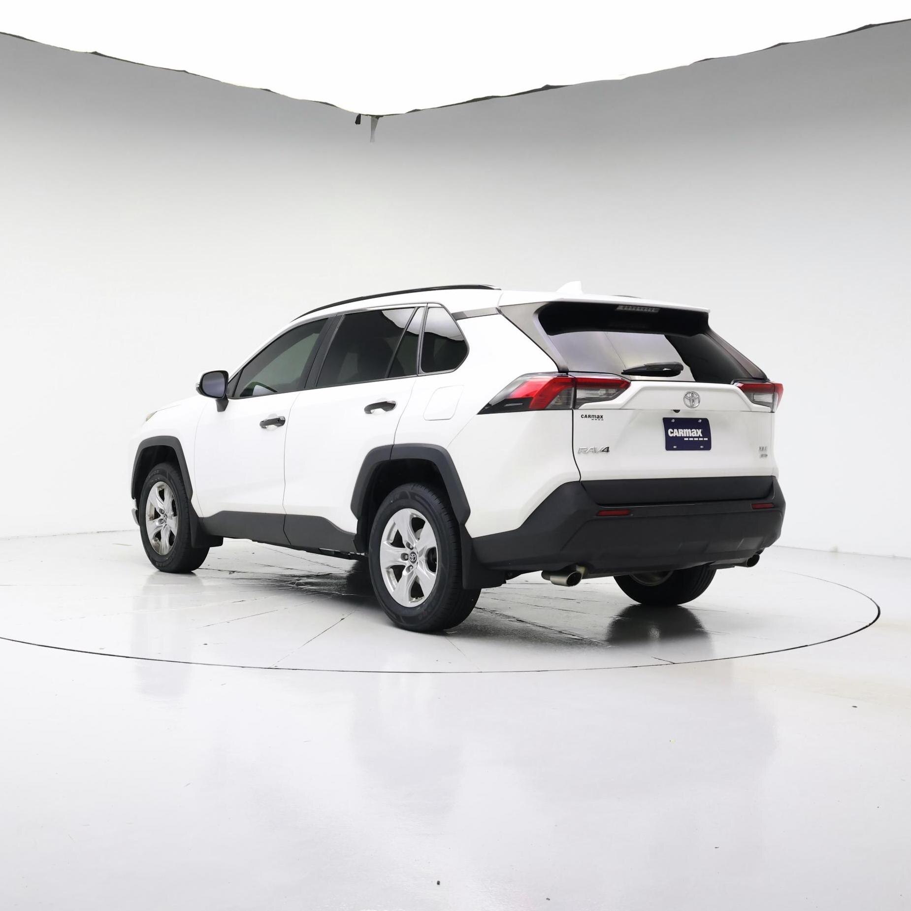 Thumbnail: 2019 Toyota RAV4 - 2