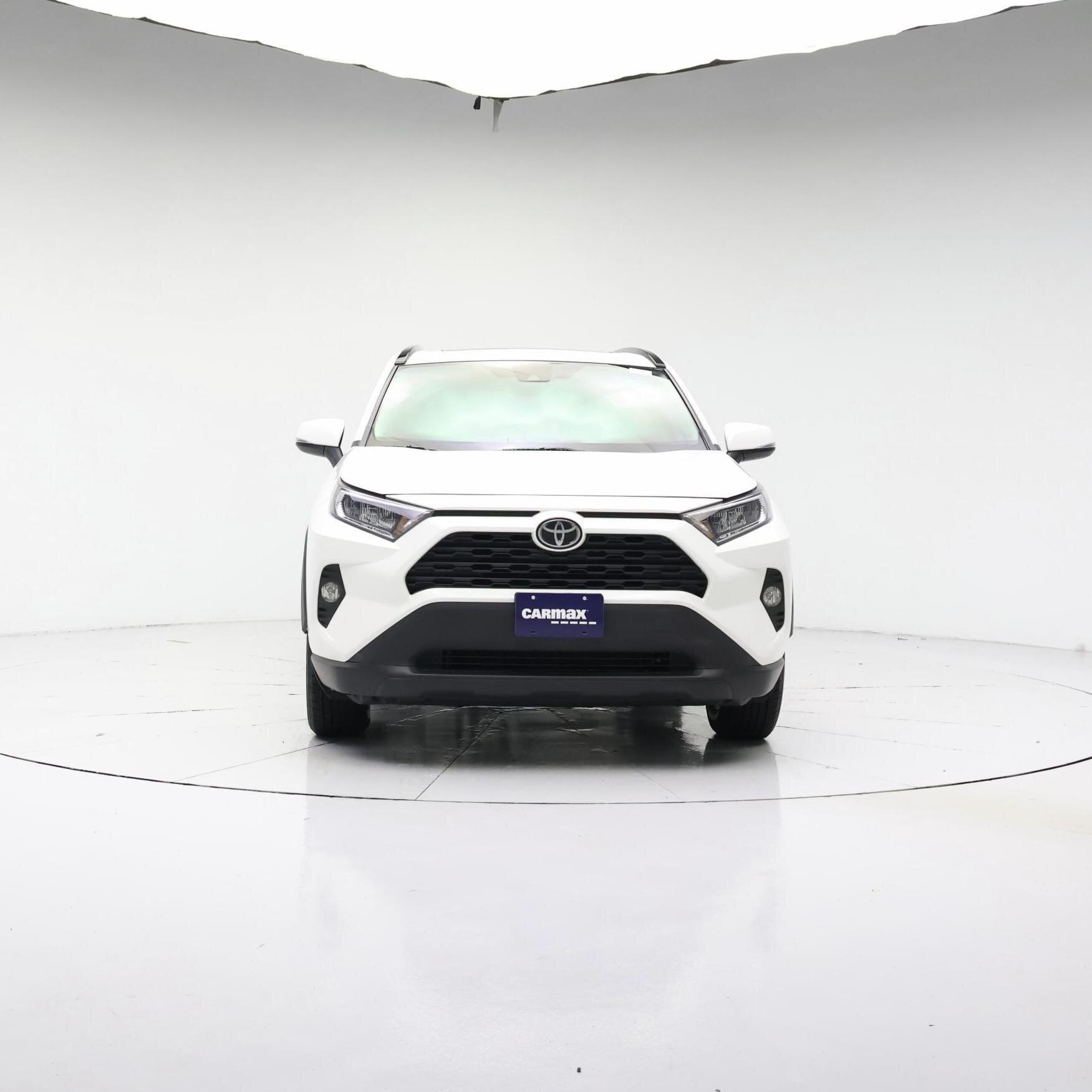 Thumbnail: 2019 Toyota RAV4 - 5
