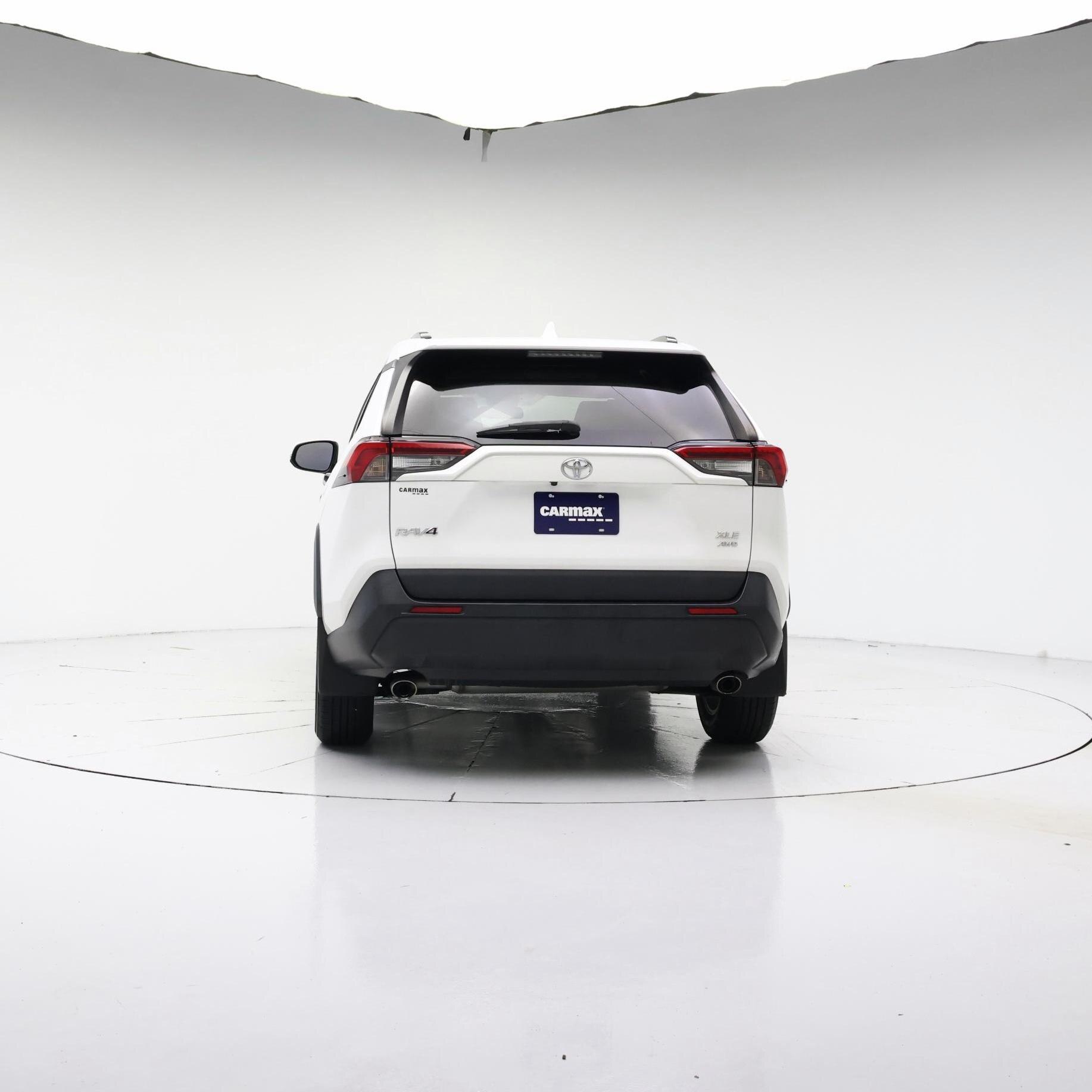 Thumbnail: 2019 Toyota RAV4 - 6
