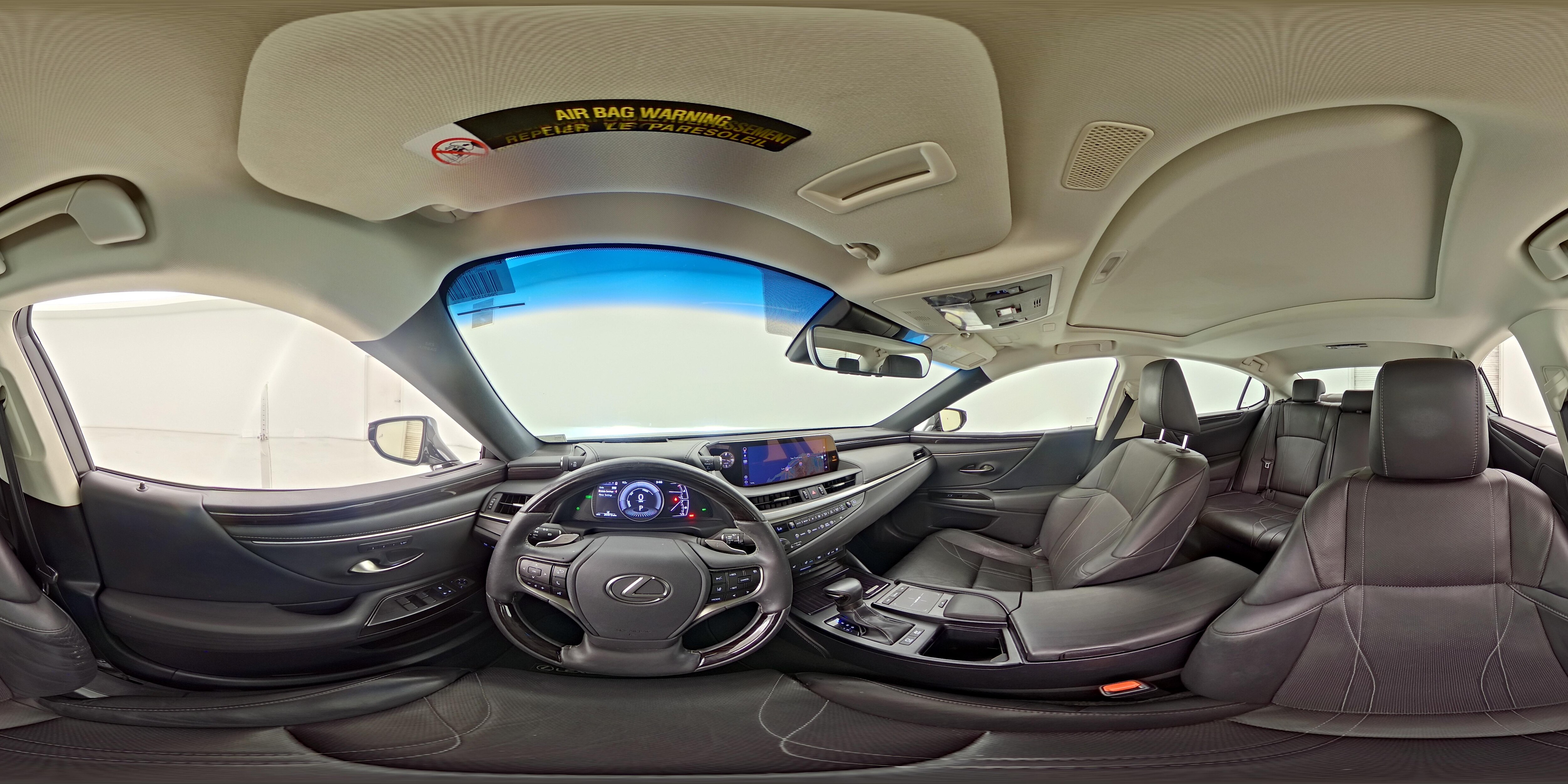 2019 Lexus ES Hybrid 300h Luxury | CarEdge | CarEdge