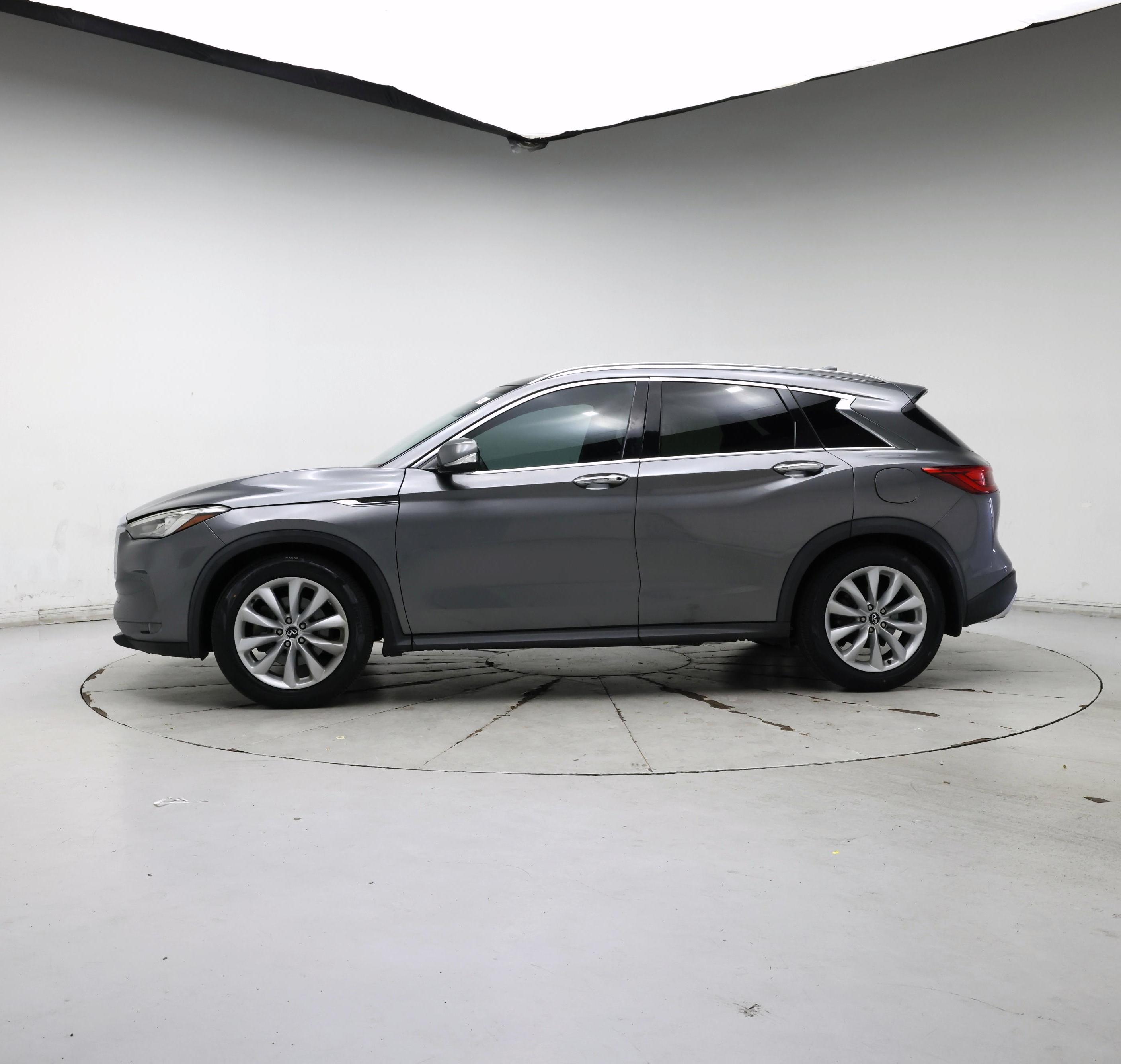 Thumbnail: 2019 INFINITI QX50 - 3