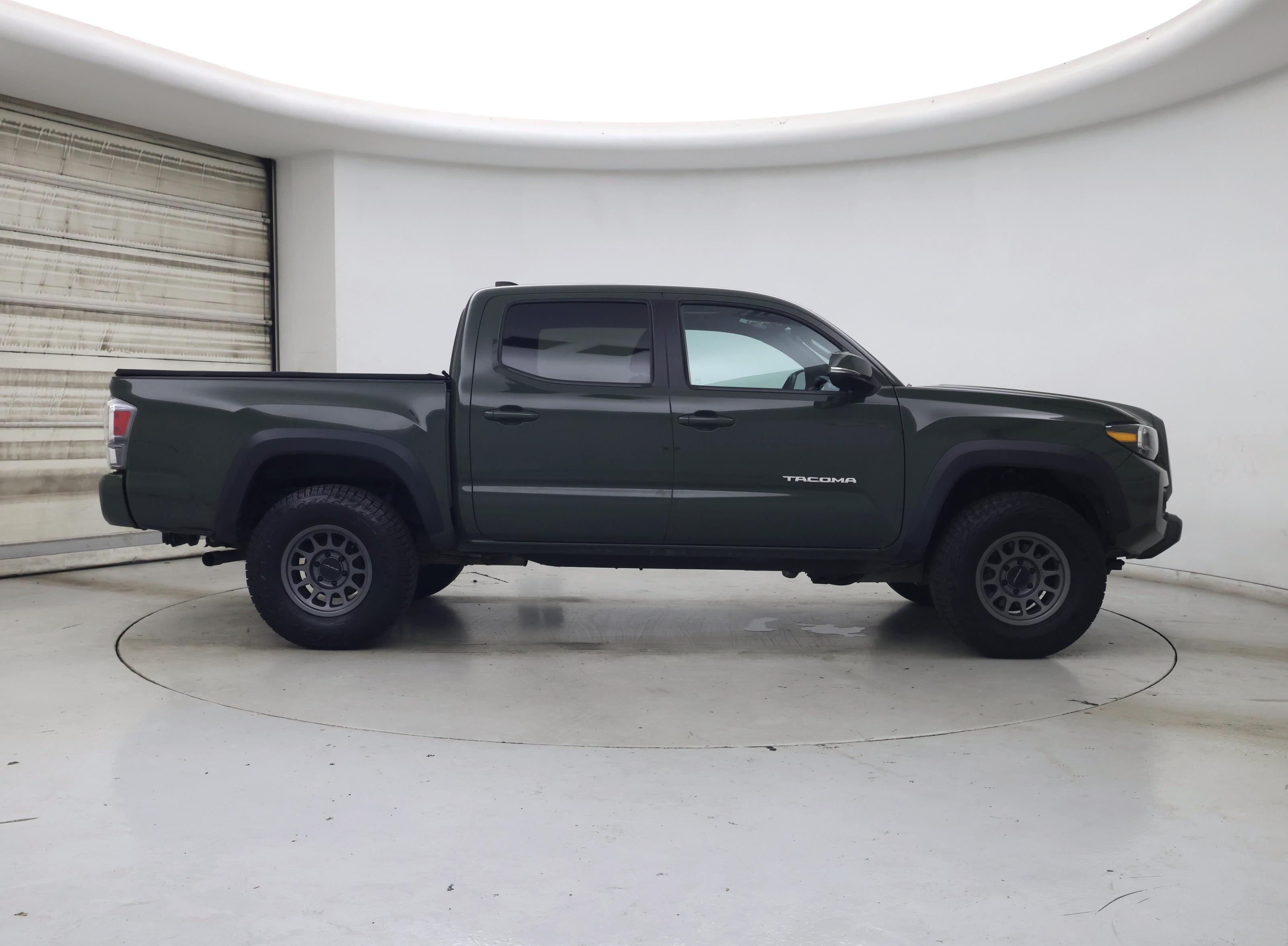 Thumbnail: 2022 Toyota Tacoma - 7
