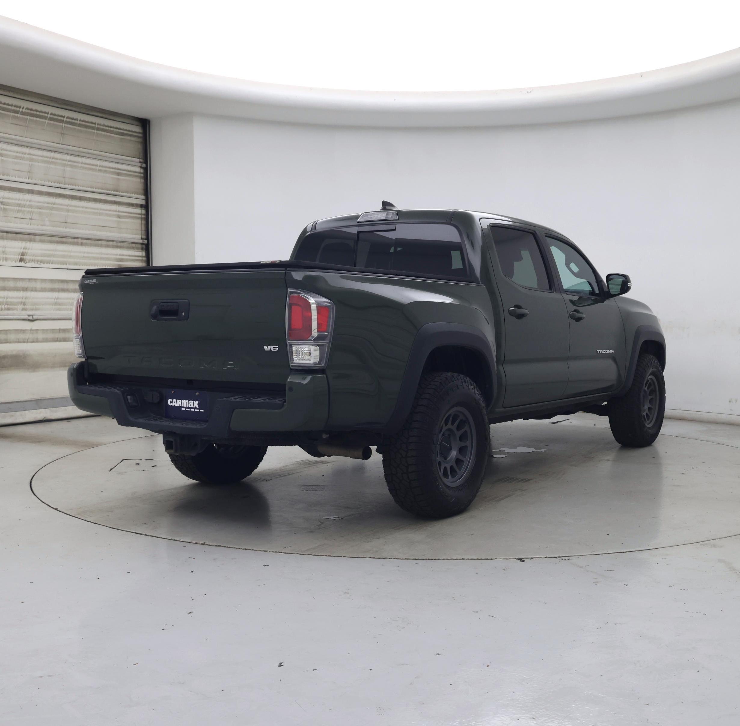 Thumbnail: 2022 Toyota Tacoma - 8