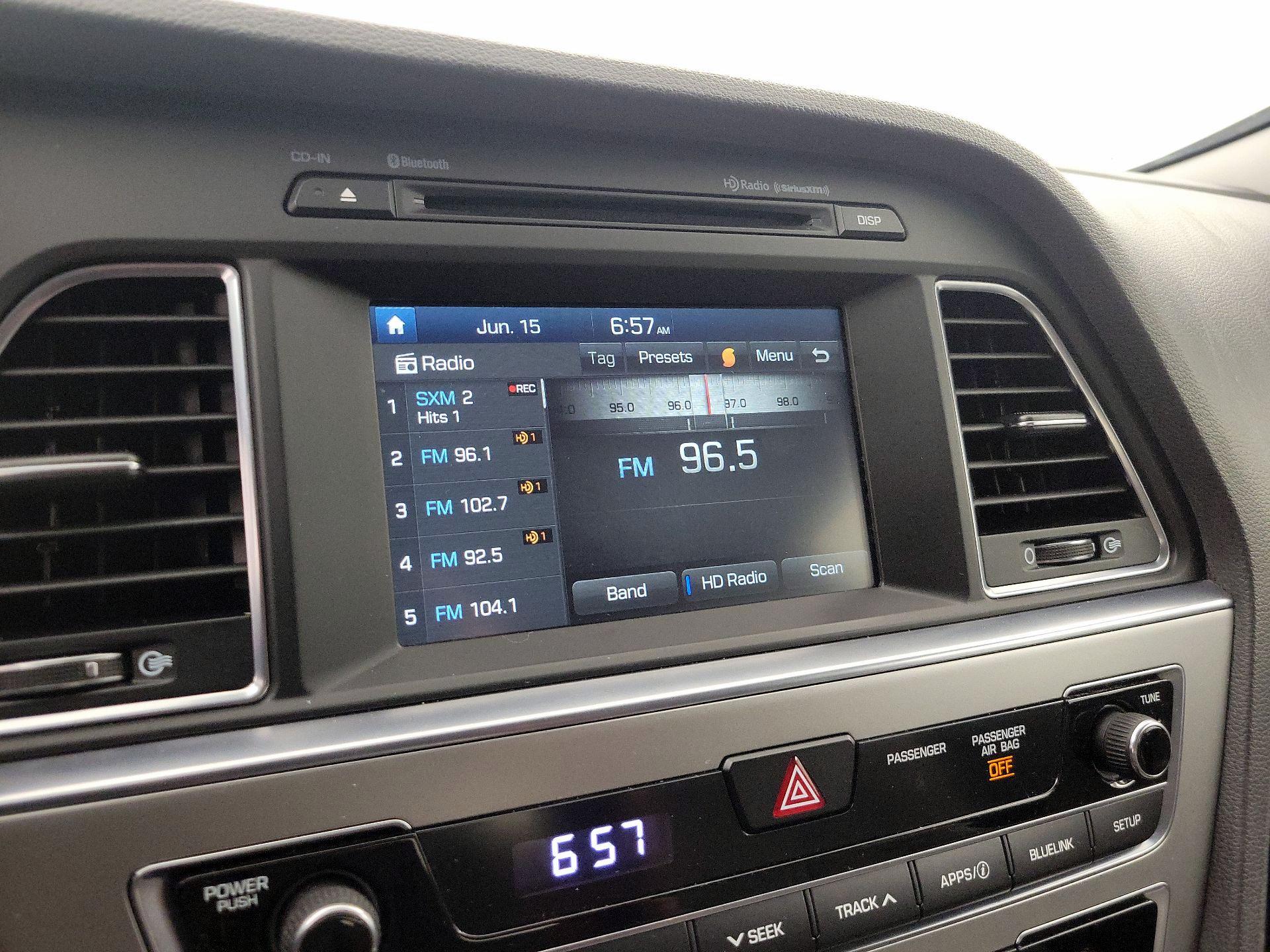 Thumbnail: 2016 Hyundai Sonata - 15