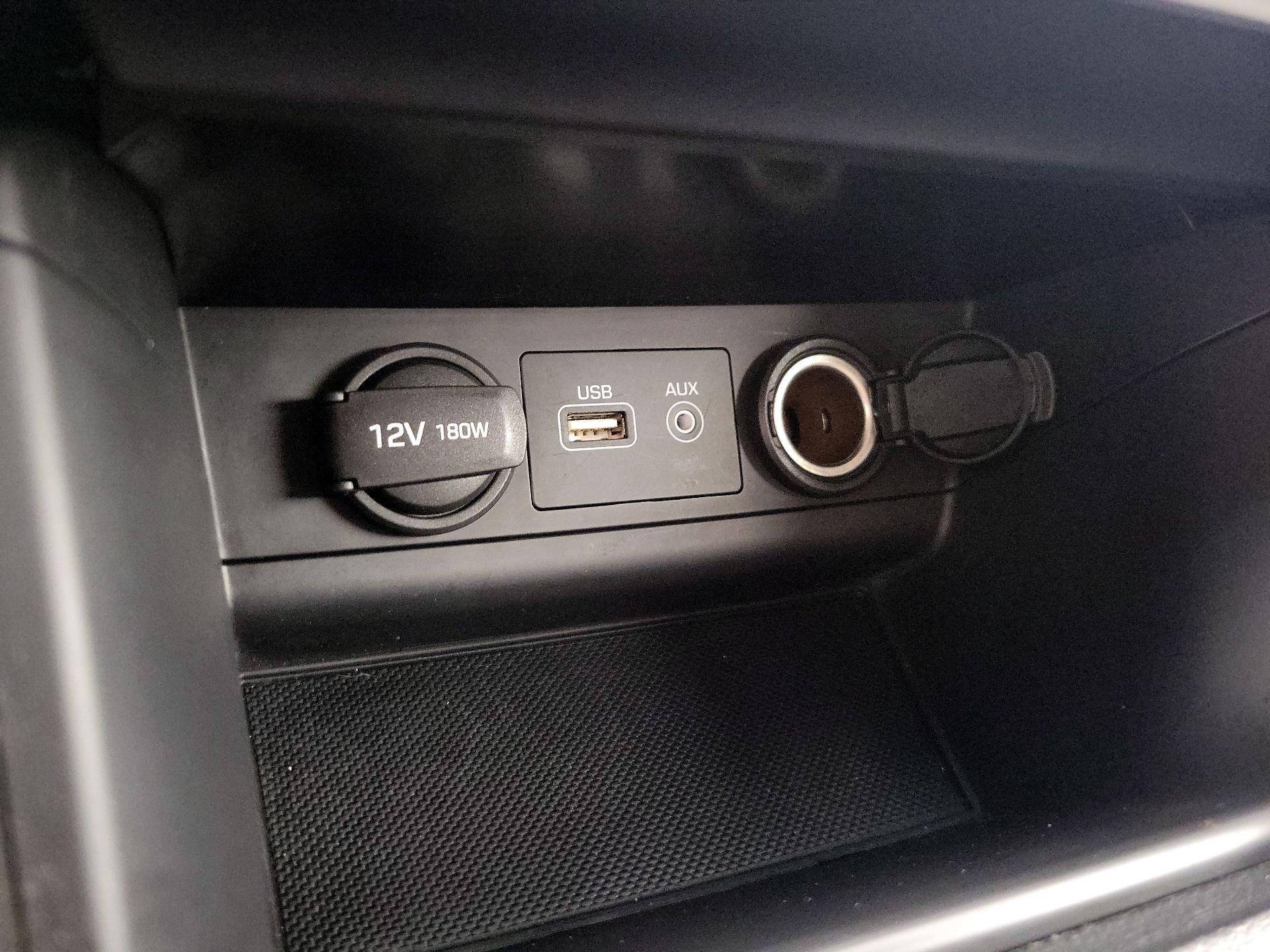 Thumbnail: 2016 Hyundai Sonata - 18