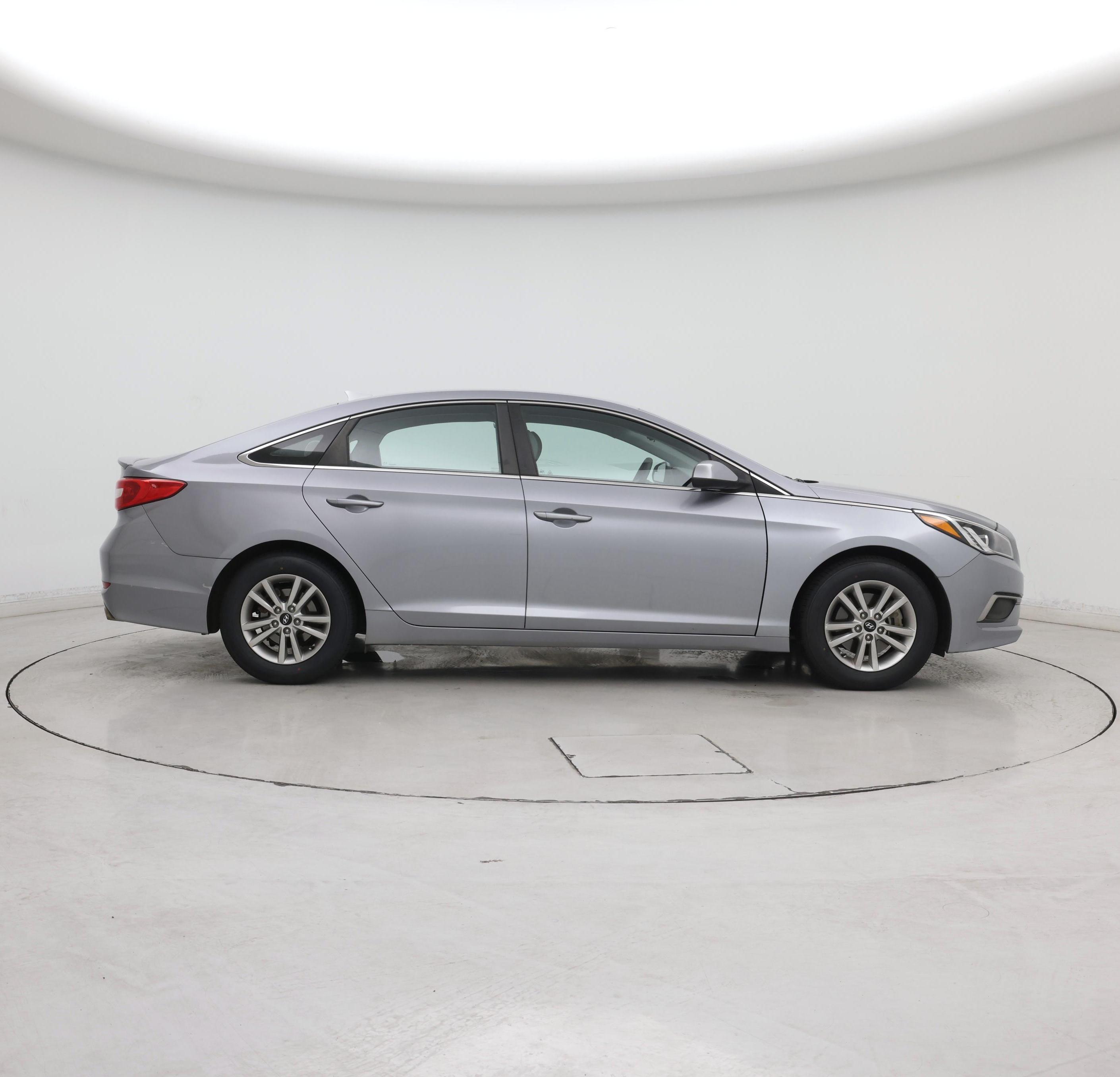 Thumbnail: 2016 Hyundai Sonata - 7