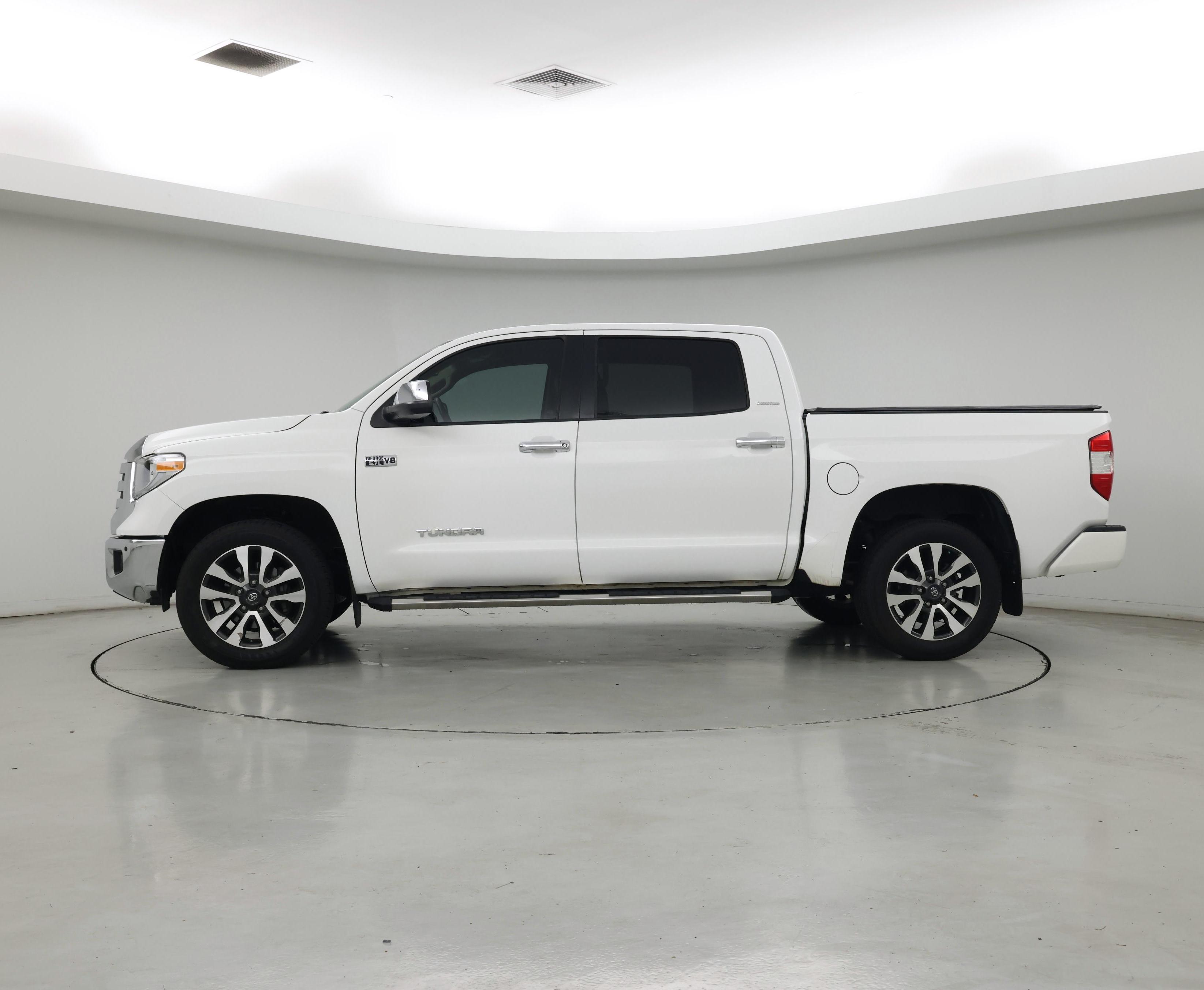 Thumbnail: 2018 Toyota Tundra - 3