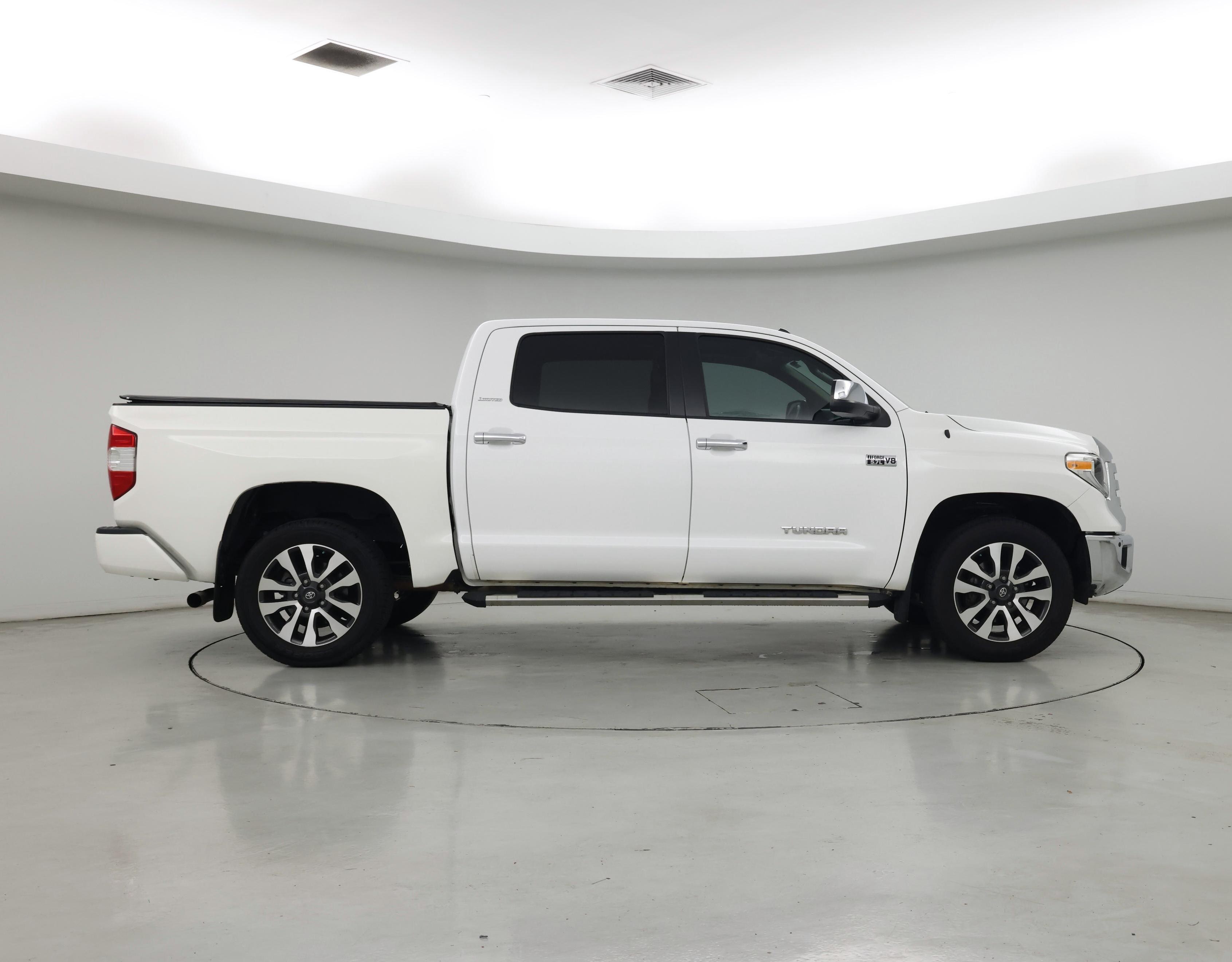 Thumbnail: 2018 Toyota Tundra - 7