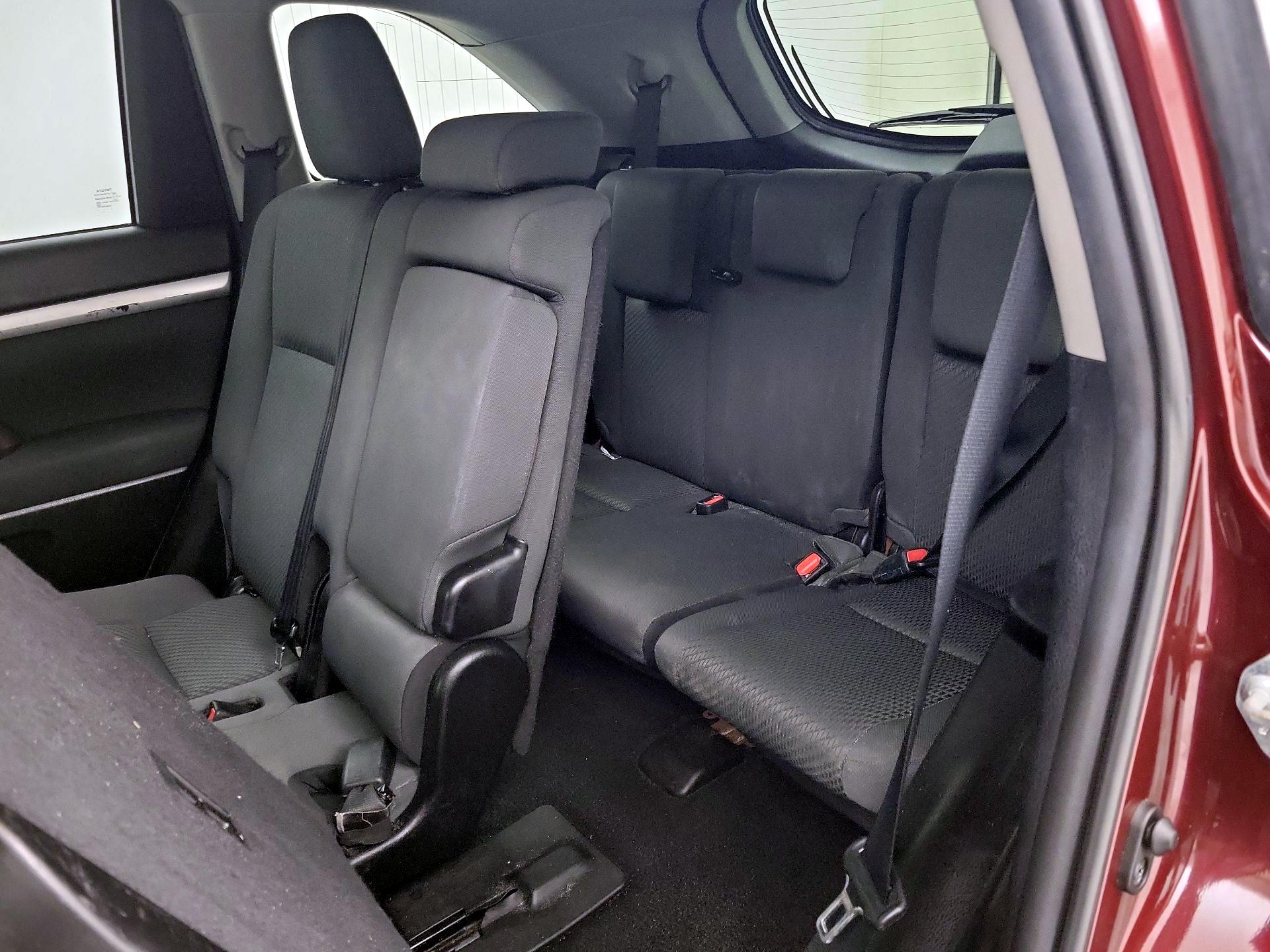 Thumbnail: 2019 Toyota Highlander - 20