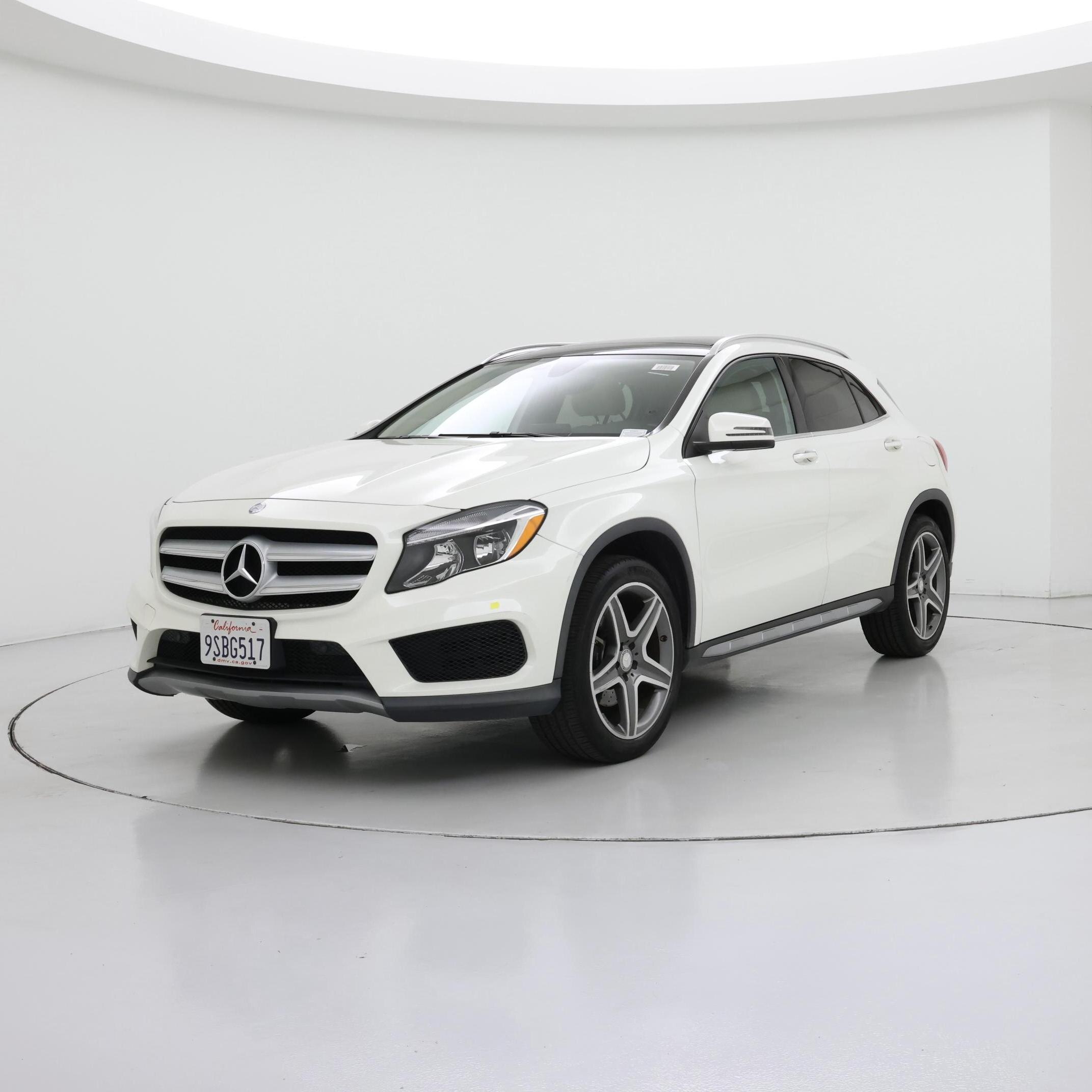 Thumbnail: 2016 Mercedes-Benz GLA - 4