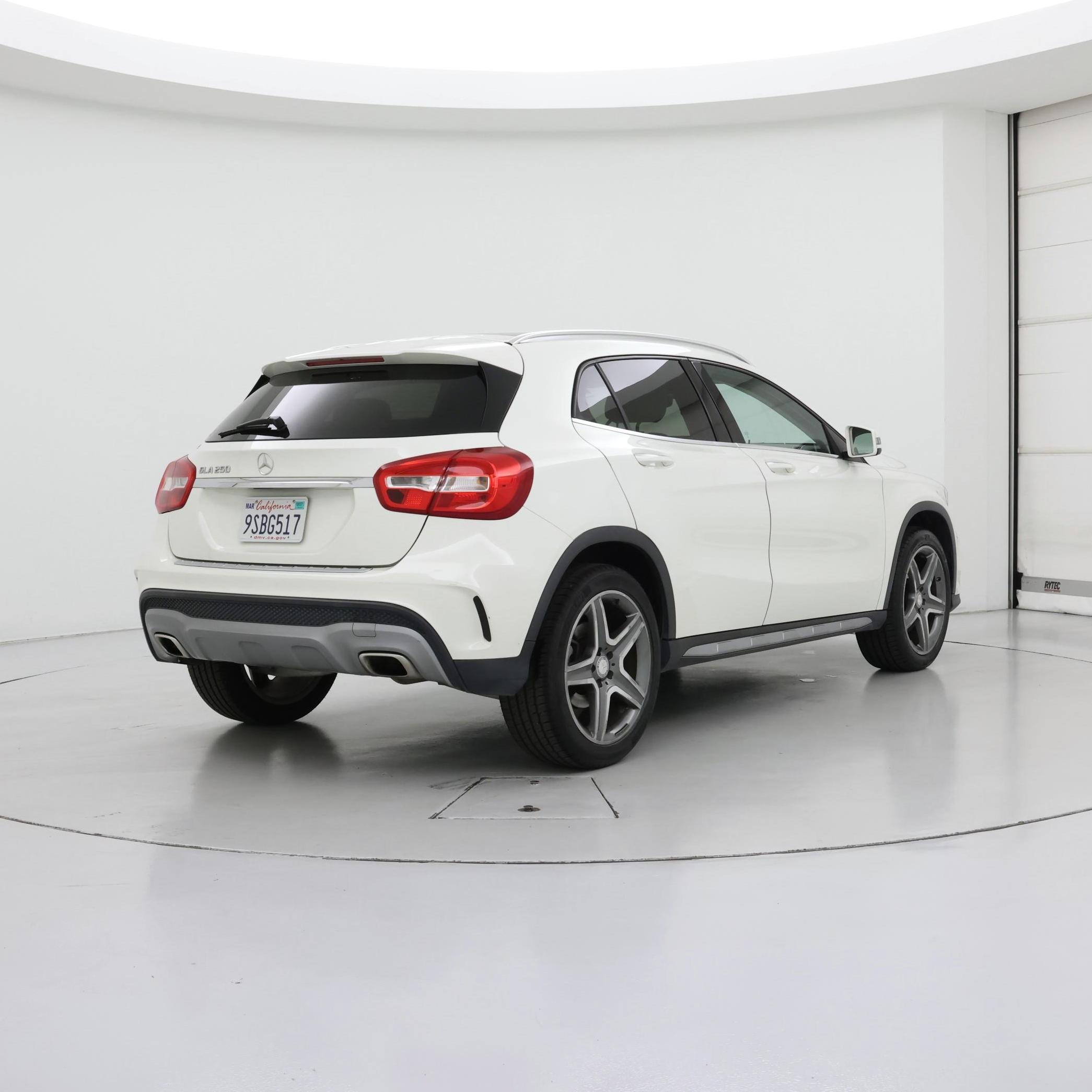 Thumbnail: 2016 Mercedes-Benz GLA - 8