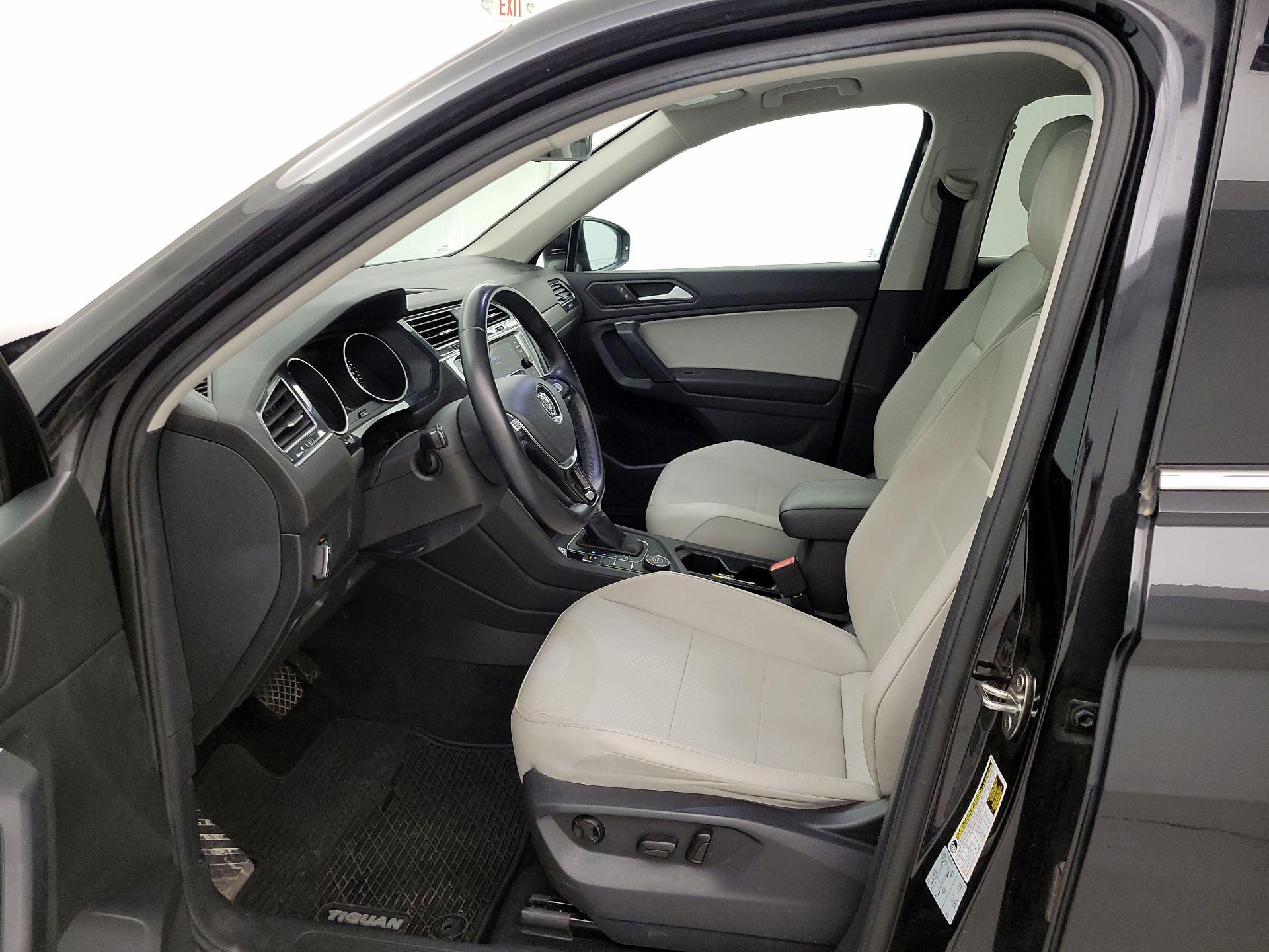 Thumbnail: 2019 Volkswagen Tiguan - 11