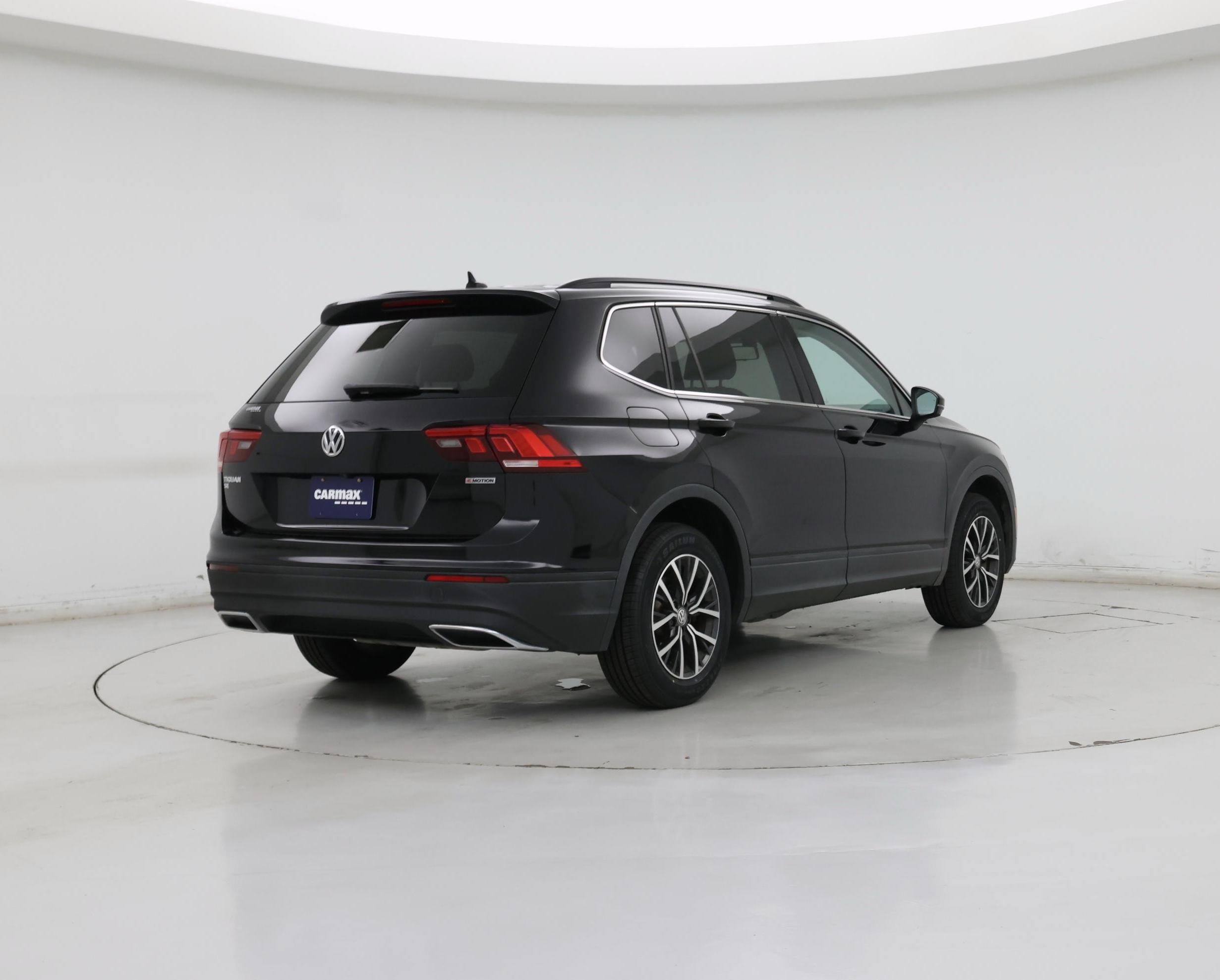 Thumbnail: 2019 Volkswagen Tiguan - 8