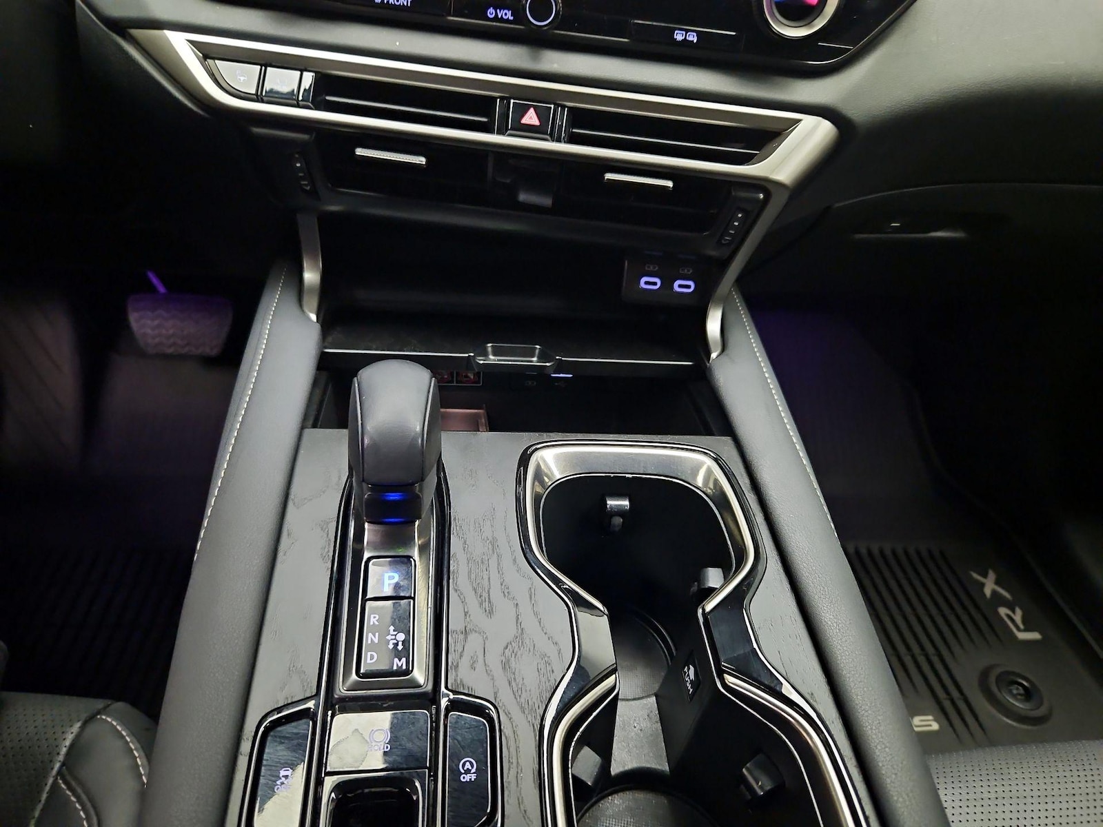 2023 Lexus RX 350 - Photo 17