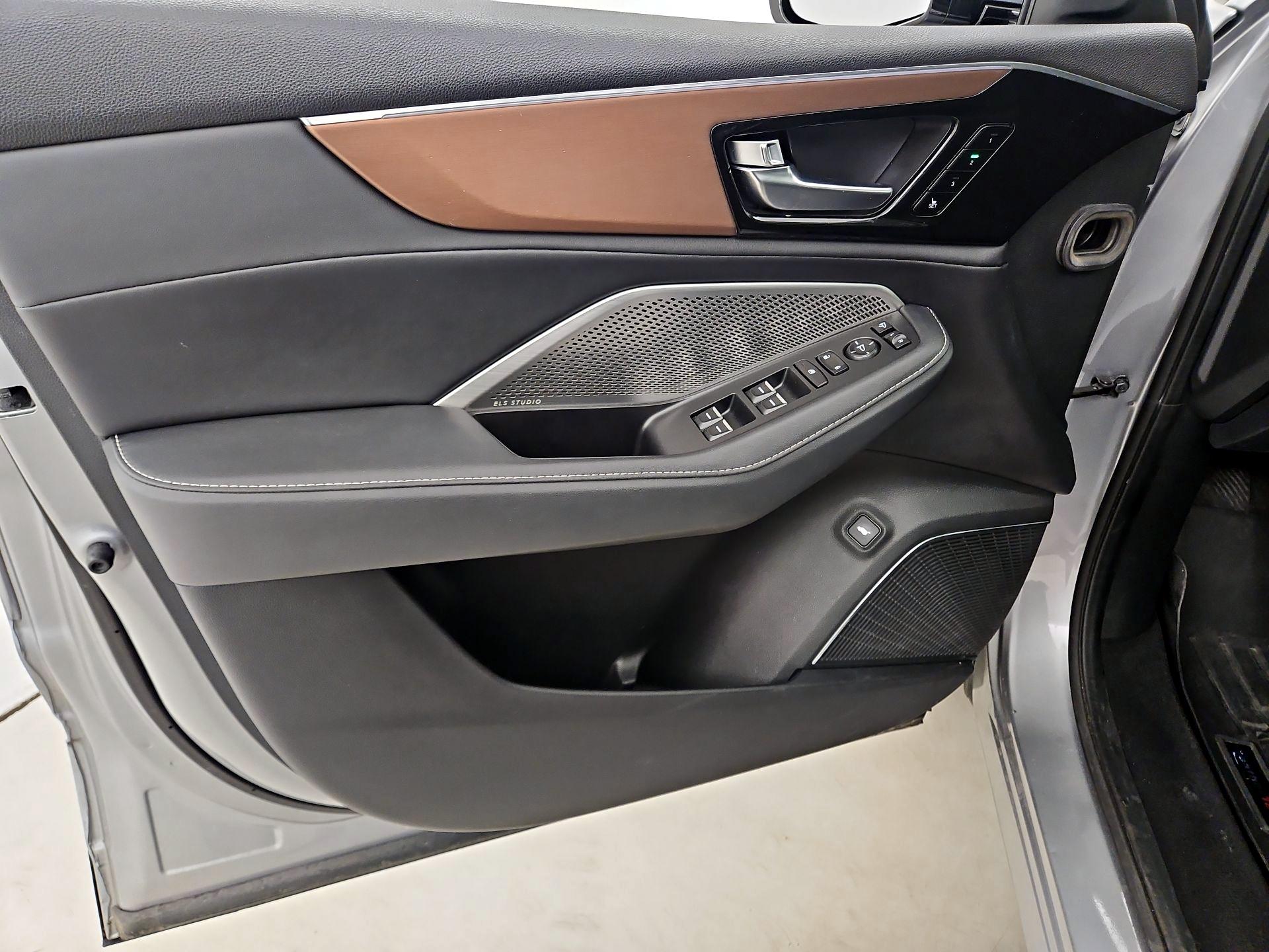 Thumbnail: 2022 Acura MDX - 12