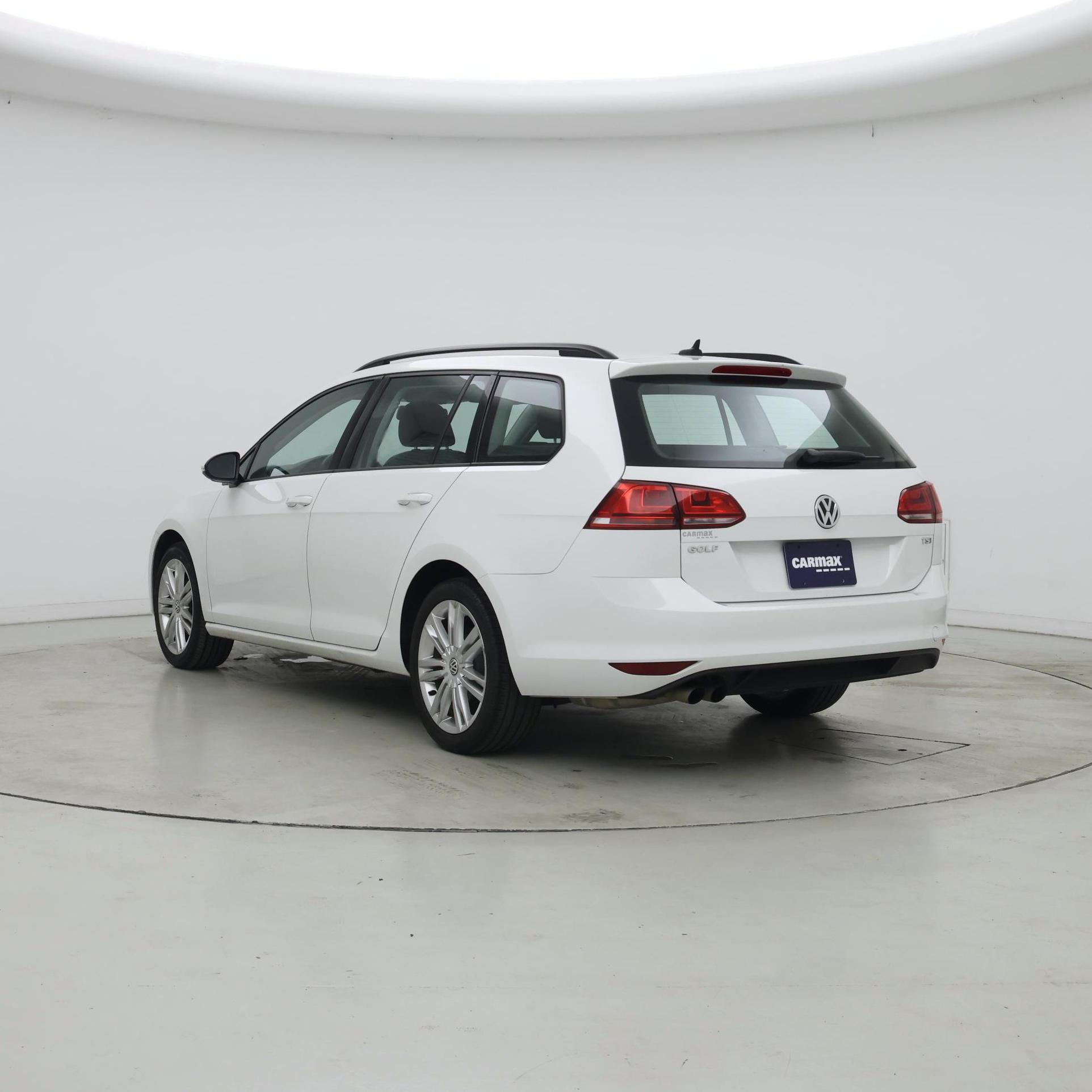 Thumbnail: 2016 Volkswagen Golf - 2