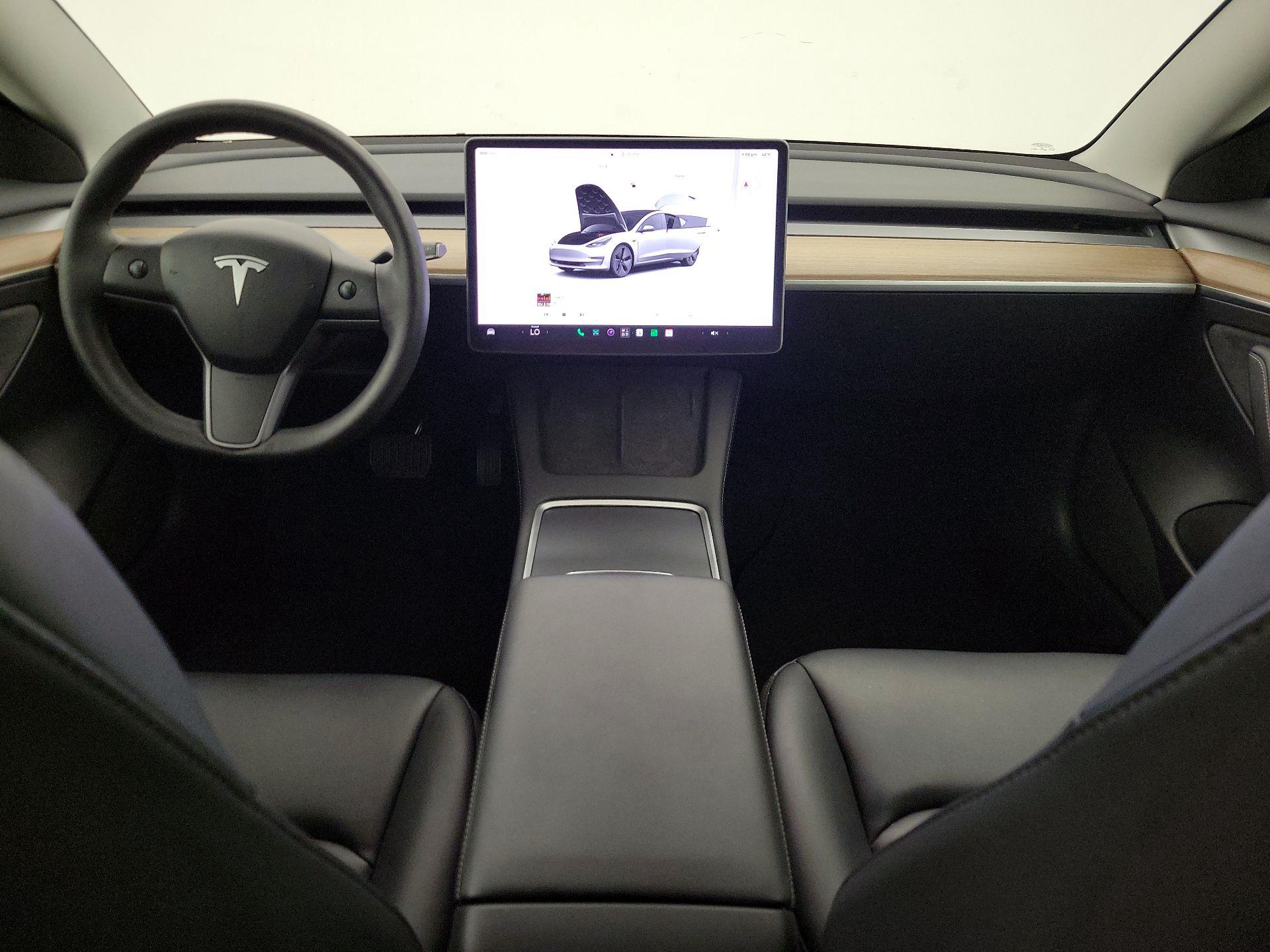 Thumbnail: 2023 Tesla Model 3 - 9