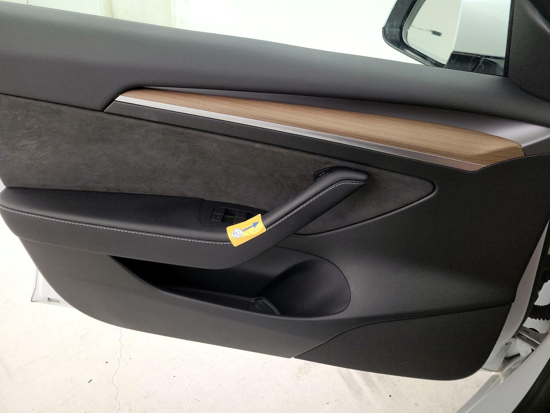 Thumbnail: 2023 Tesla Model 3 - 12