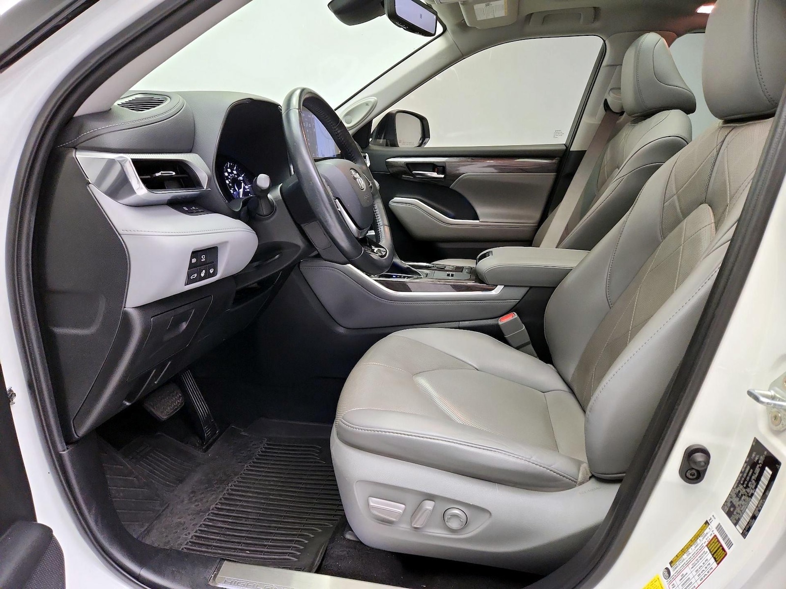 2021 Toyota Highlander Platinum - Photo 12