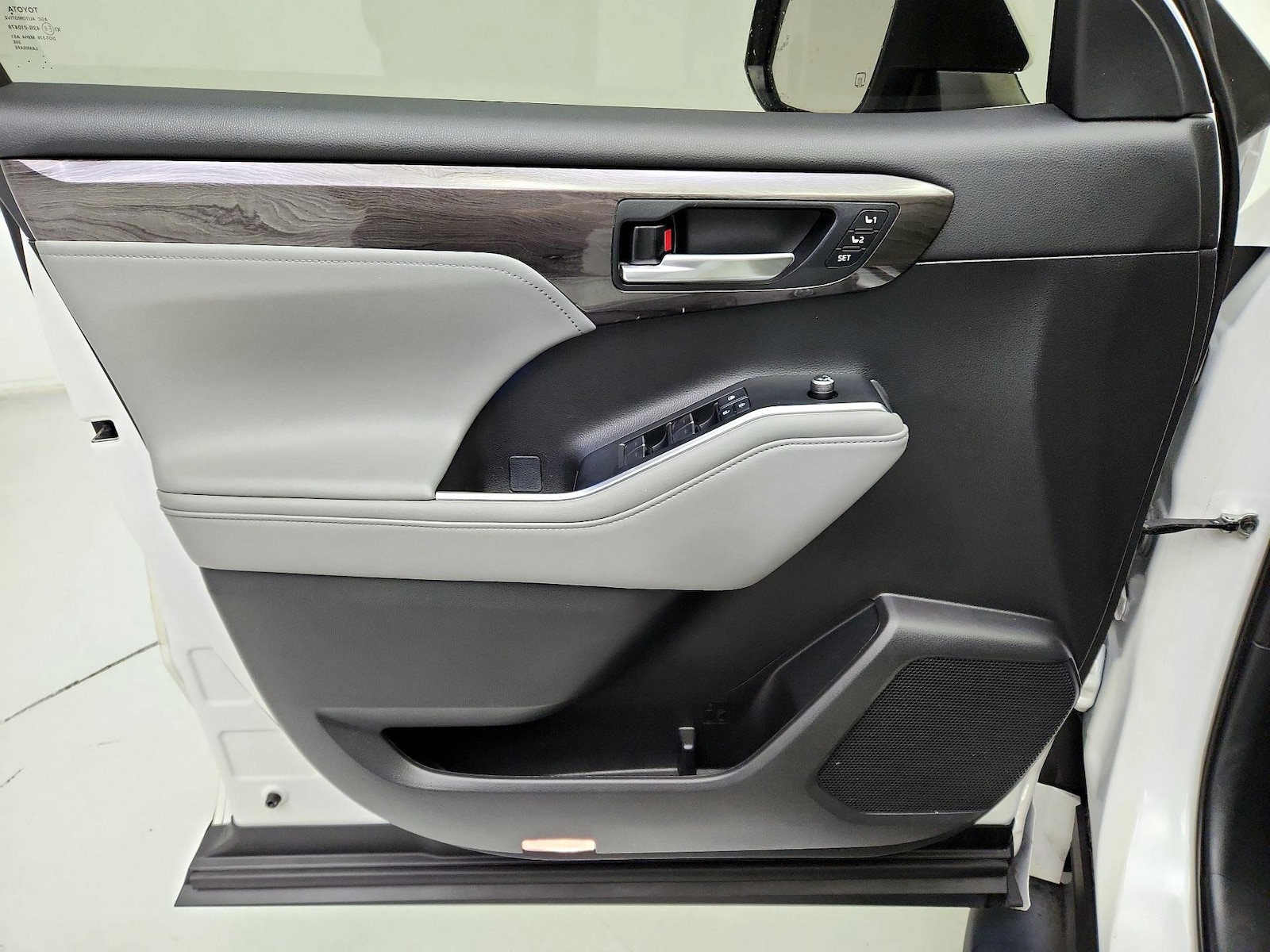 2021 Toyota Highlander Platinum - Photo 13