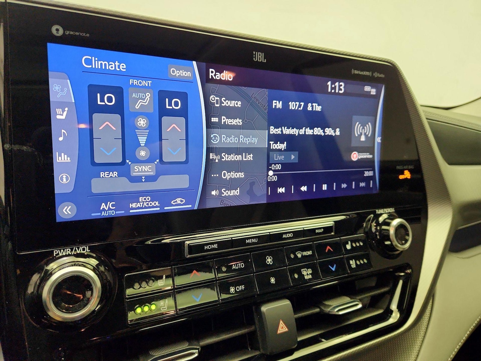 2021 Toyota Highlander Platinum - Photo 17