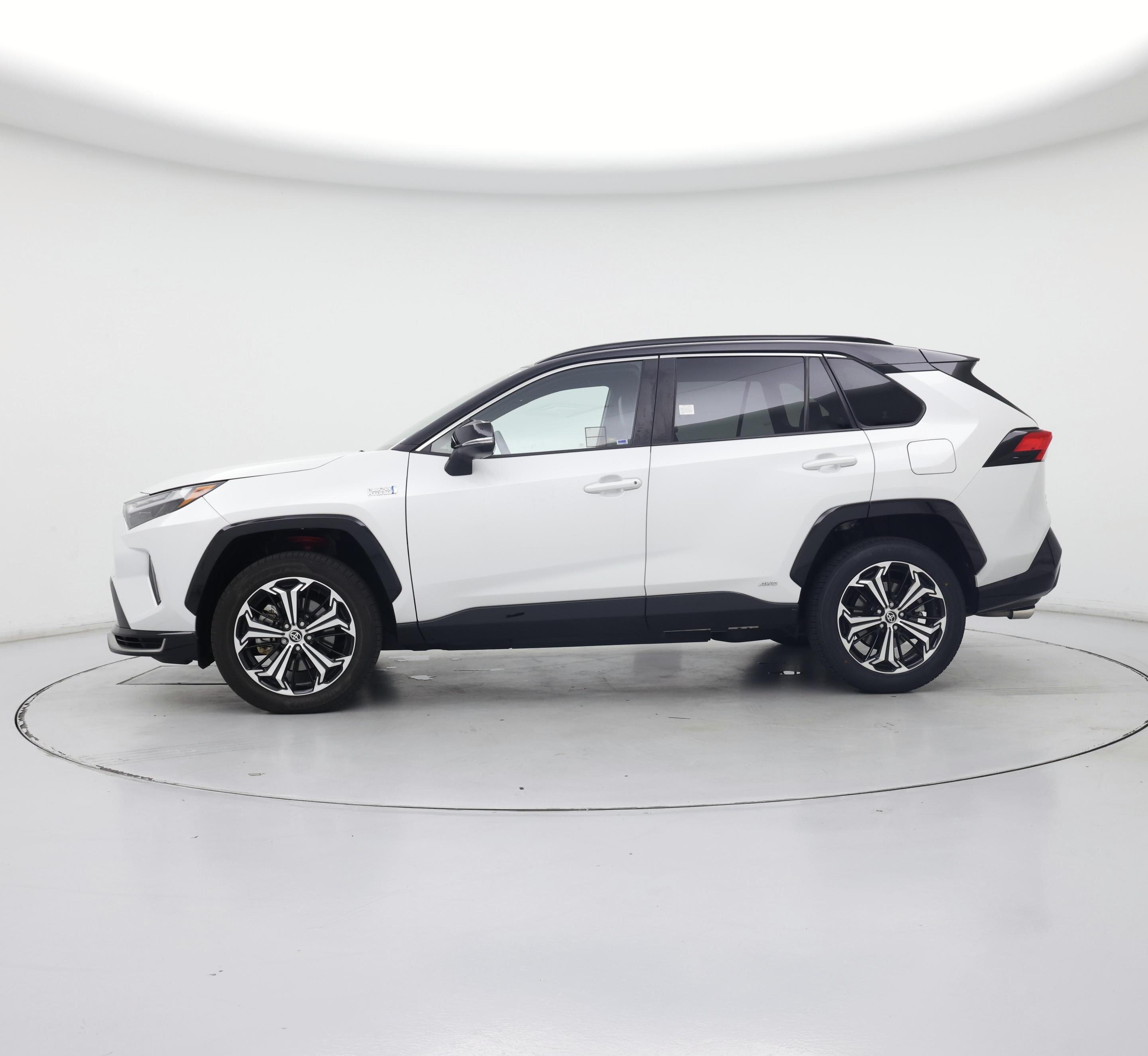 Thumbnail: 2023 Toyota RAV4 - 3